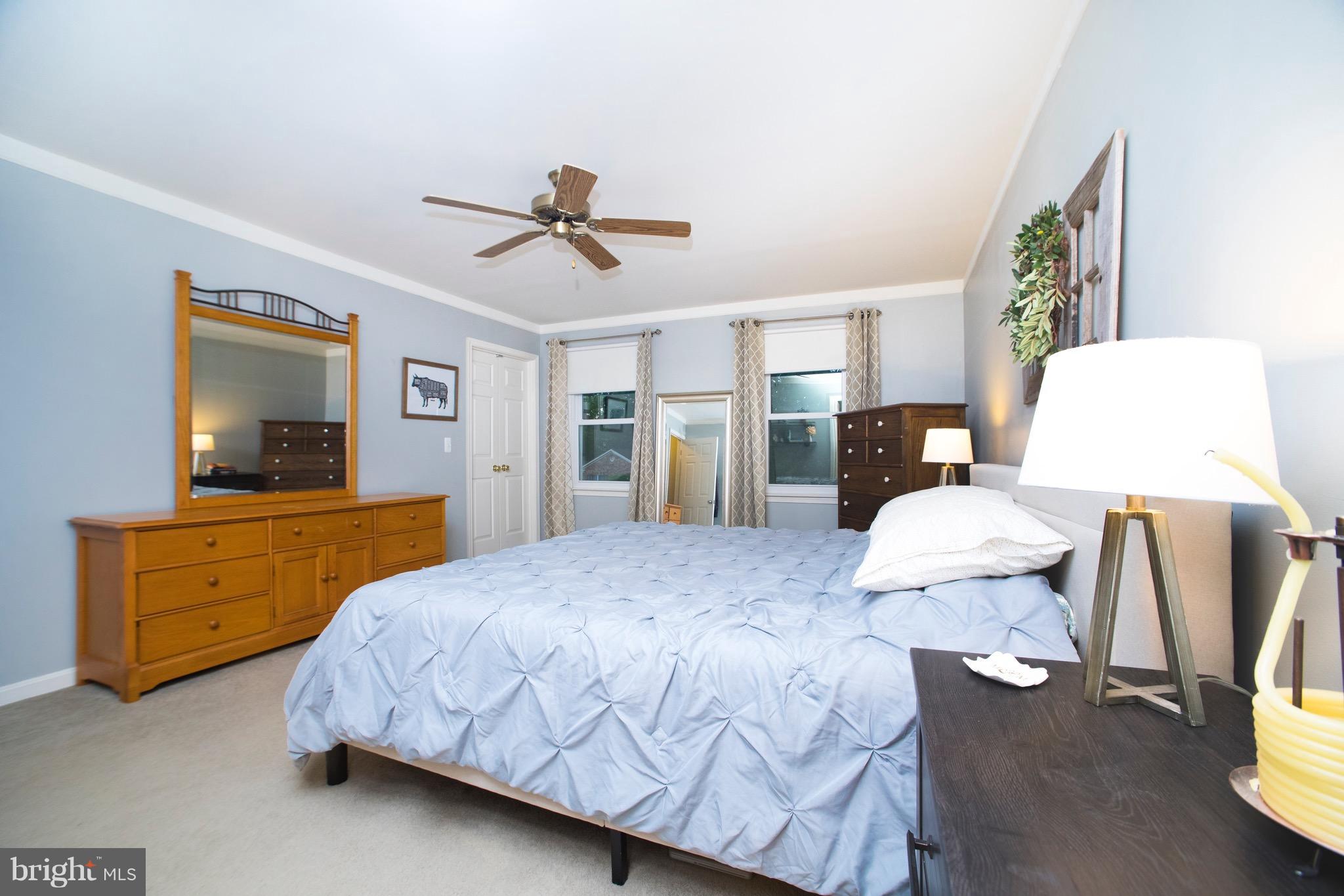 COUNTRY CLUB/LAKE MONTCLAIR - Residential