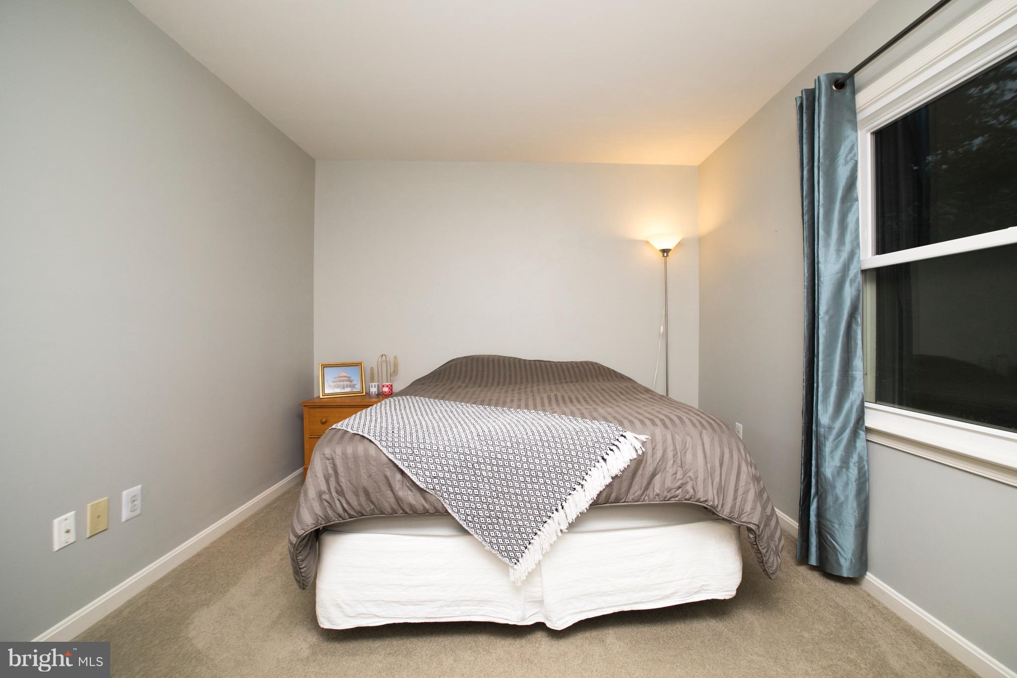 COUNTRY CLUB/LAKE MONTCLAIR - Residential