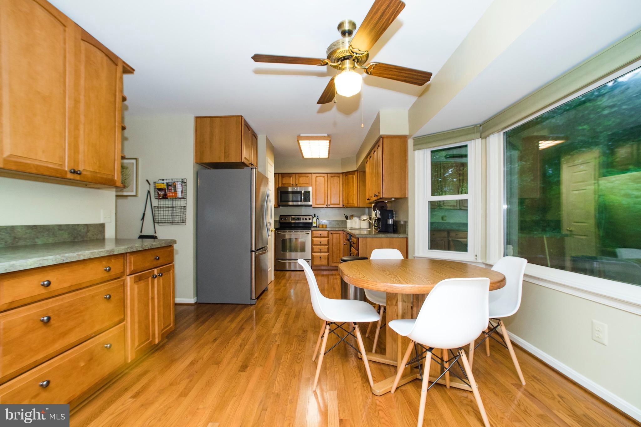 COUNTRY CLUB/LAKE MONTCLAIR - Residential