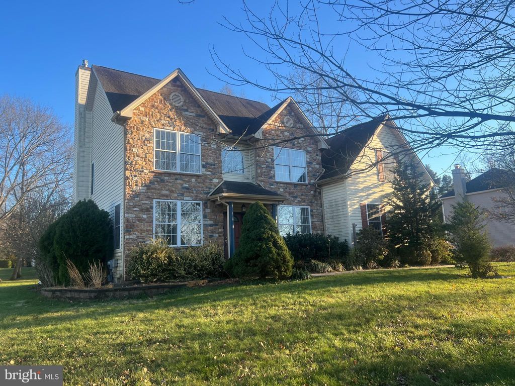 Photo of 697 Wimbledon Lane, HATFIELD, PA 19440 (MLS # PAMC2157766)