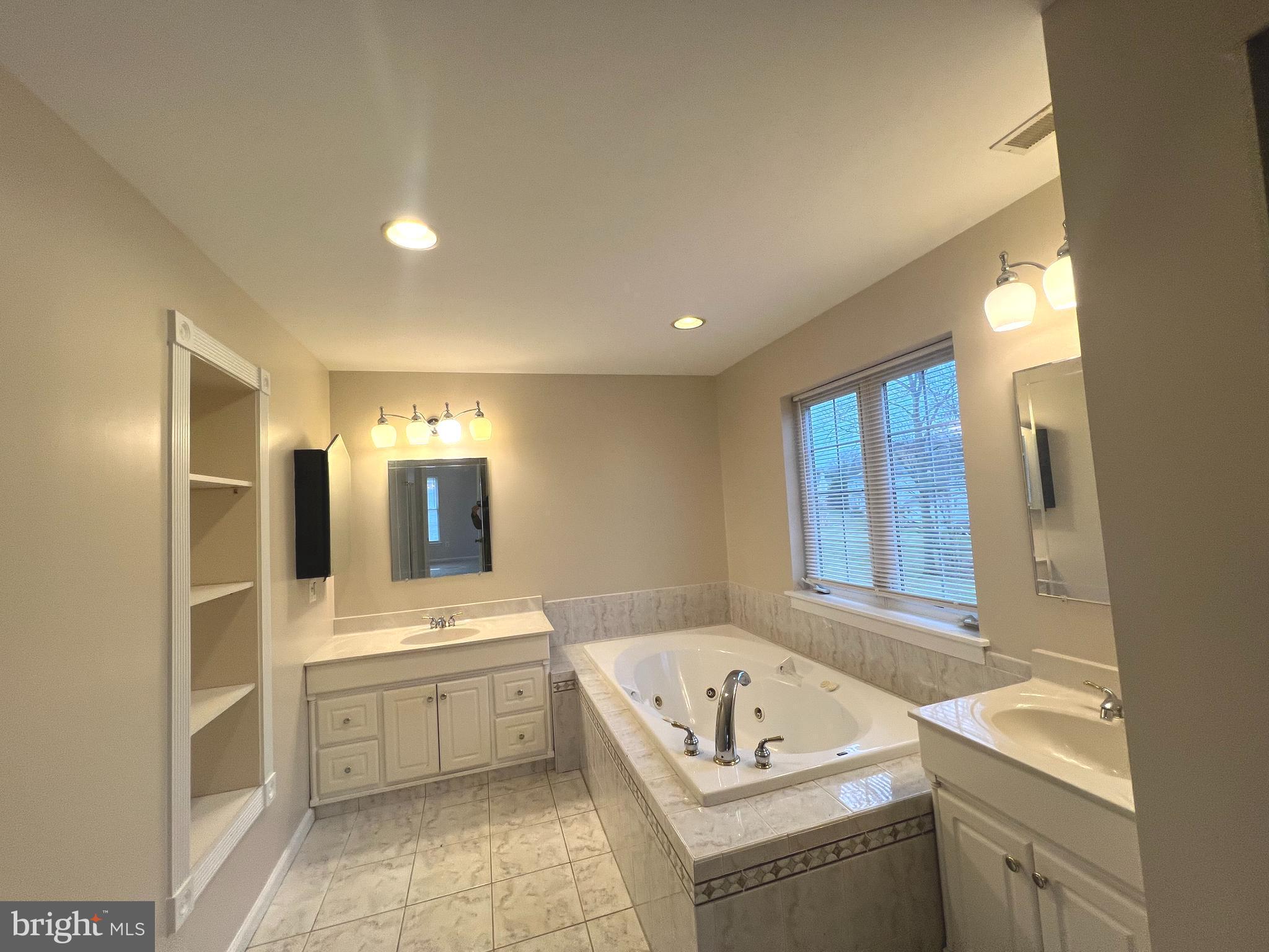 WIMBLEDON - Residential Lease