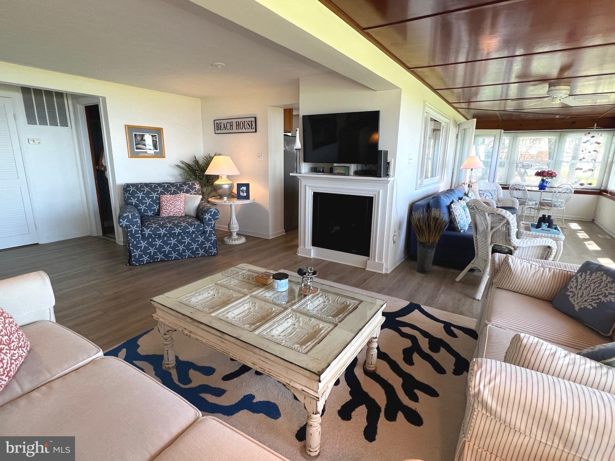 TALL TIMBERS - Residential