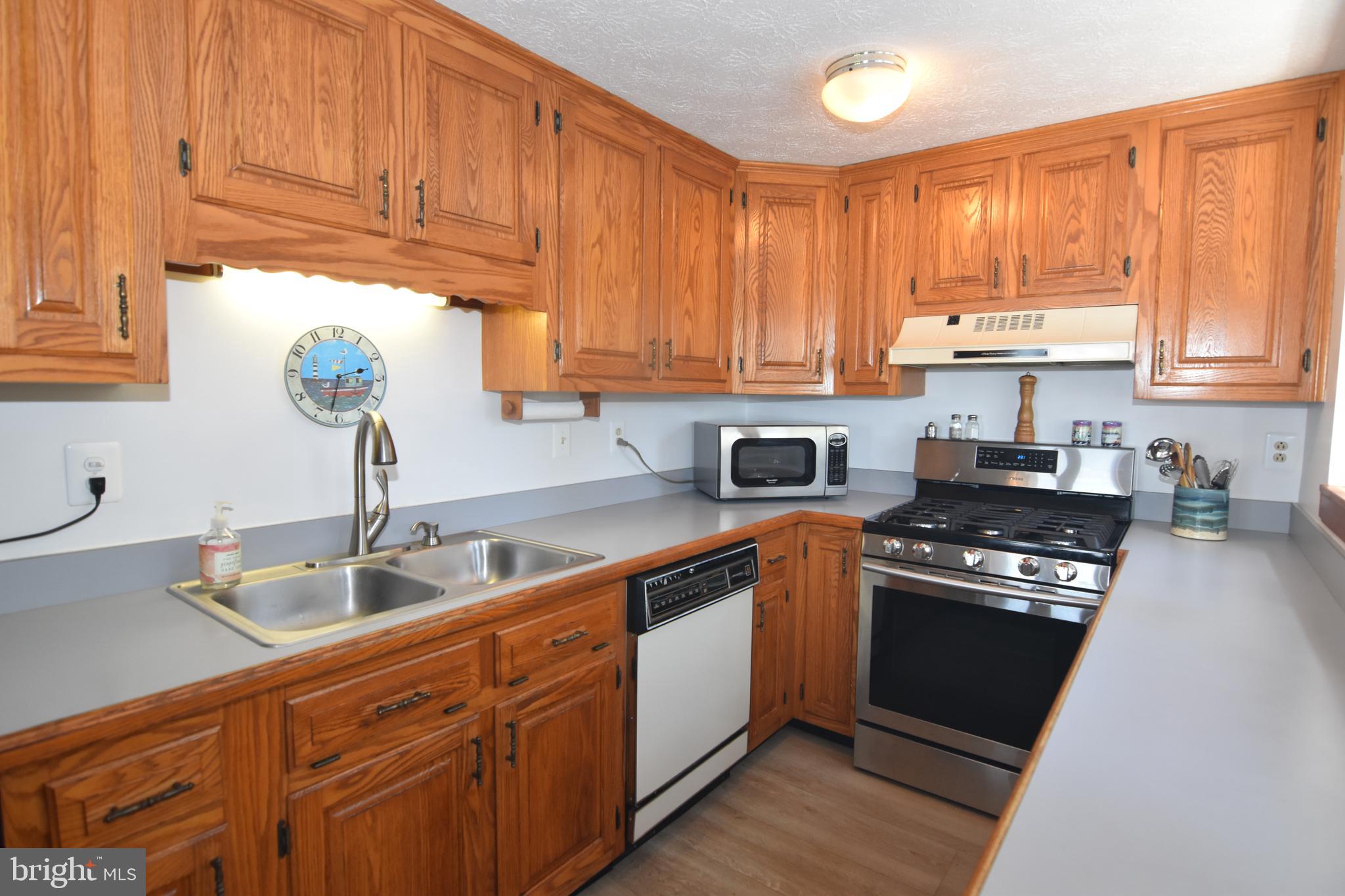 TALL TIMBERS - Residential