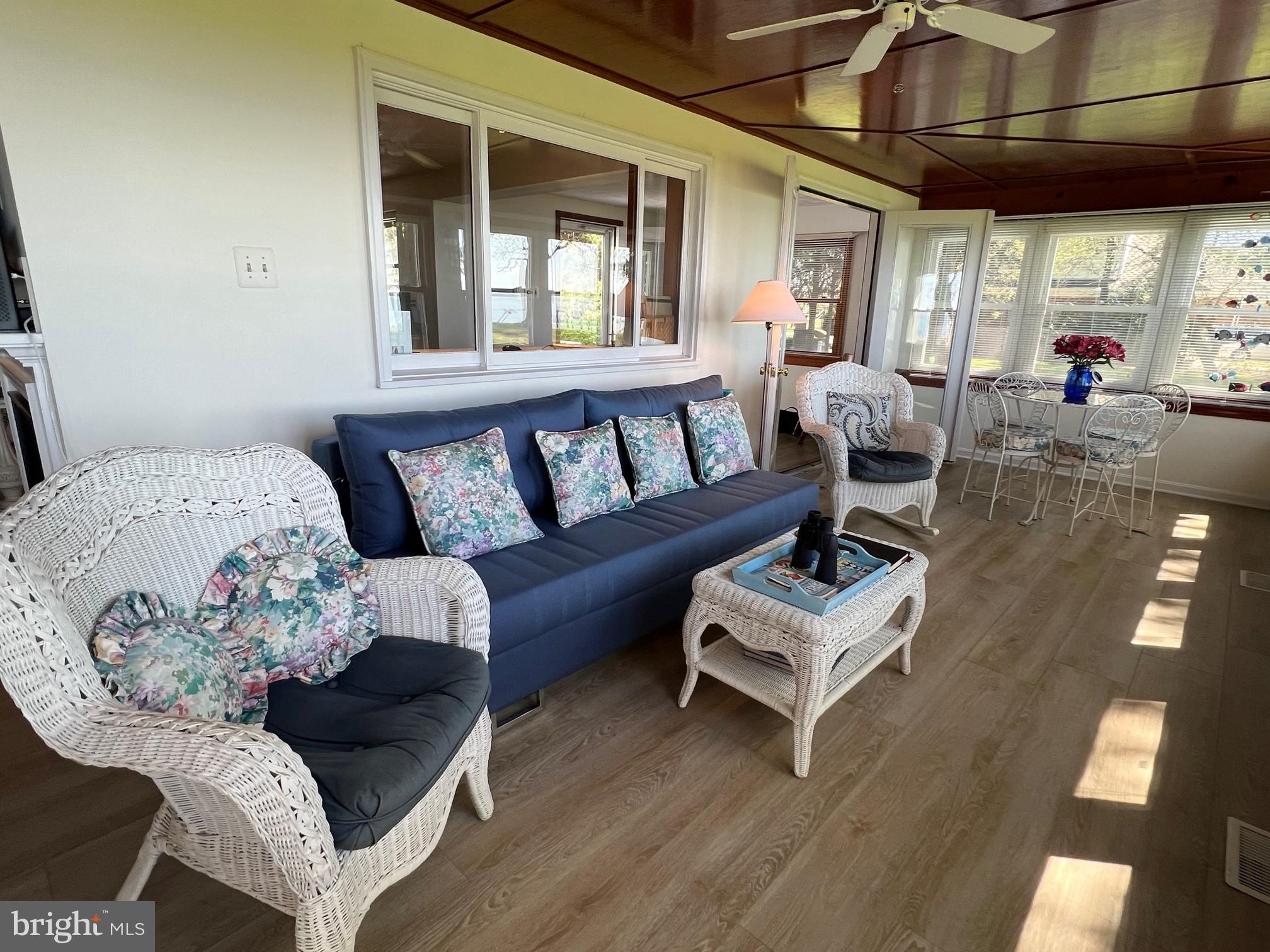 TALL TIMBERS - Residential