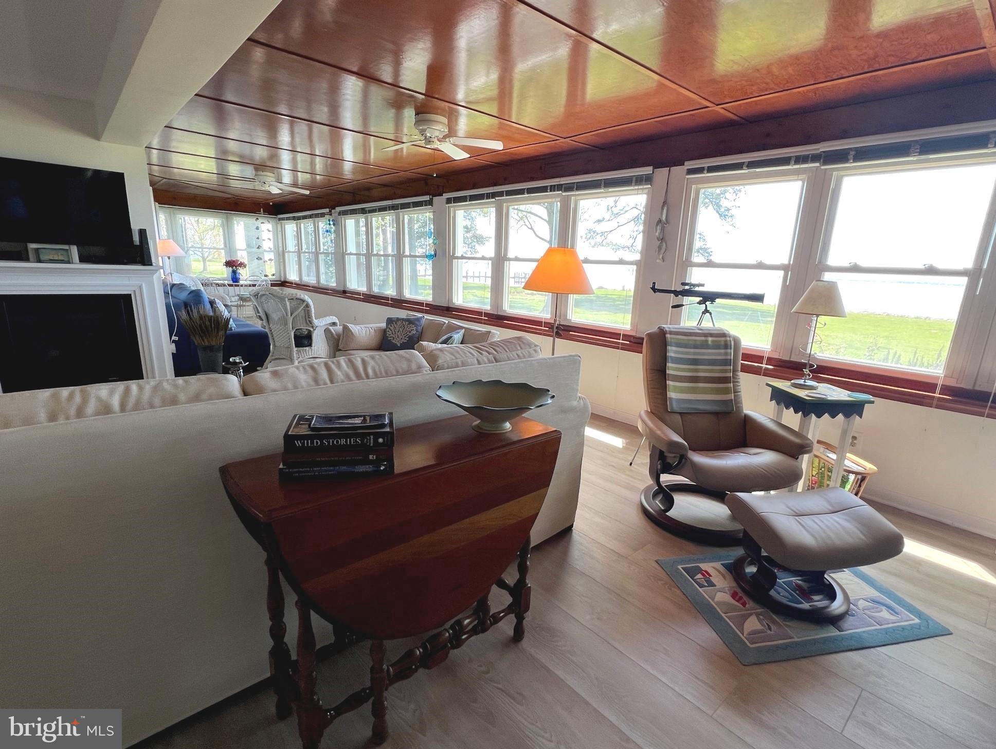 TALL TIMBERS - Residential