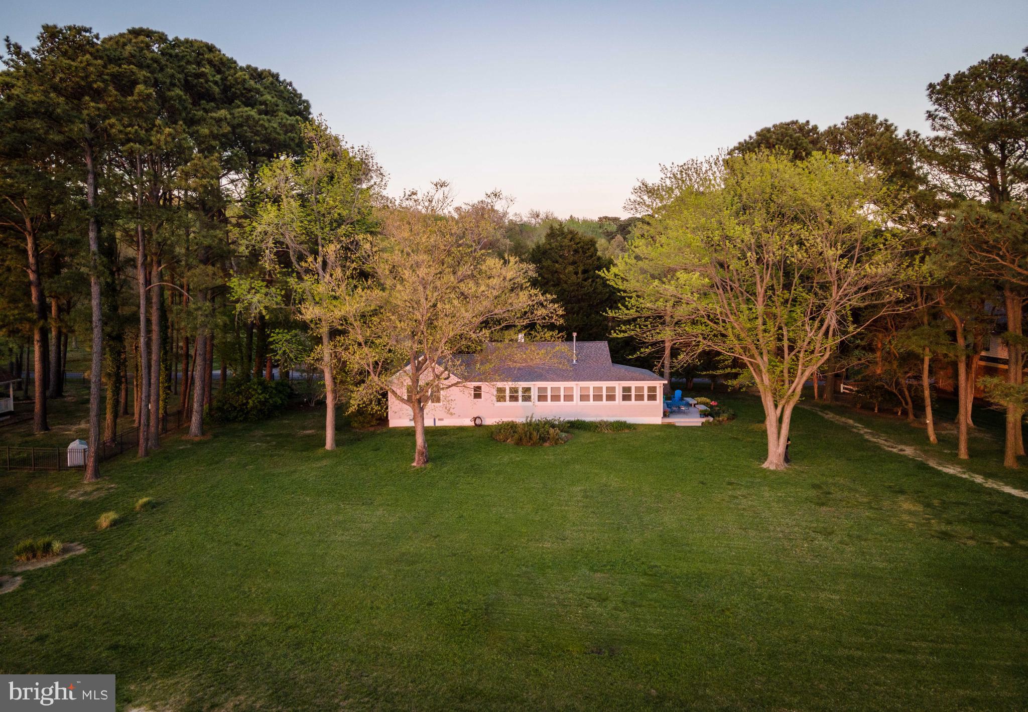 TALL TIMBERS - Residential