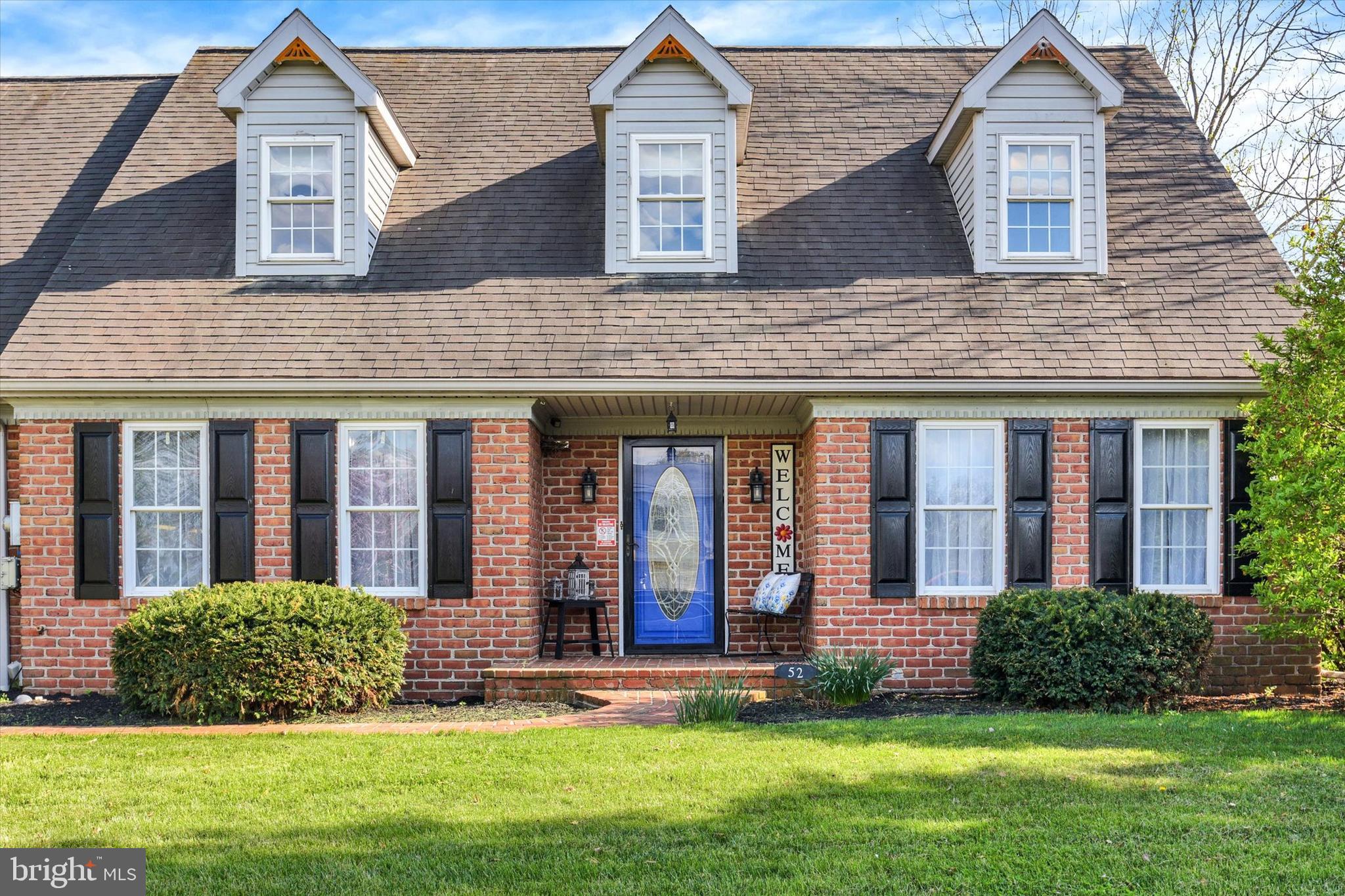 COUNTRY SQUIRE ESTATES - Residential