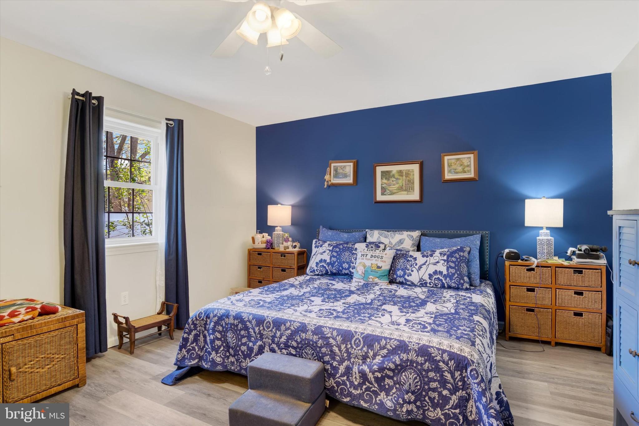 COUNTRY SQUIRE ESTATES - Residential