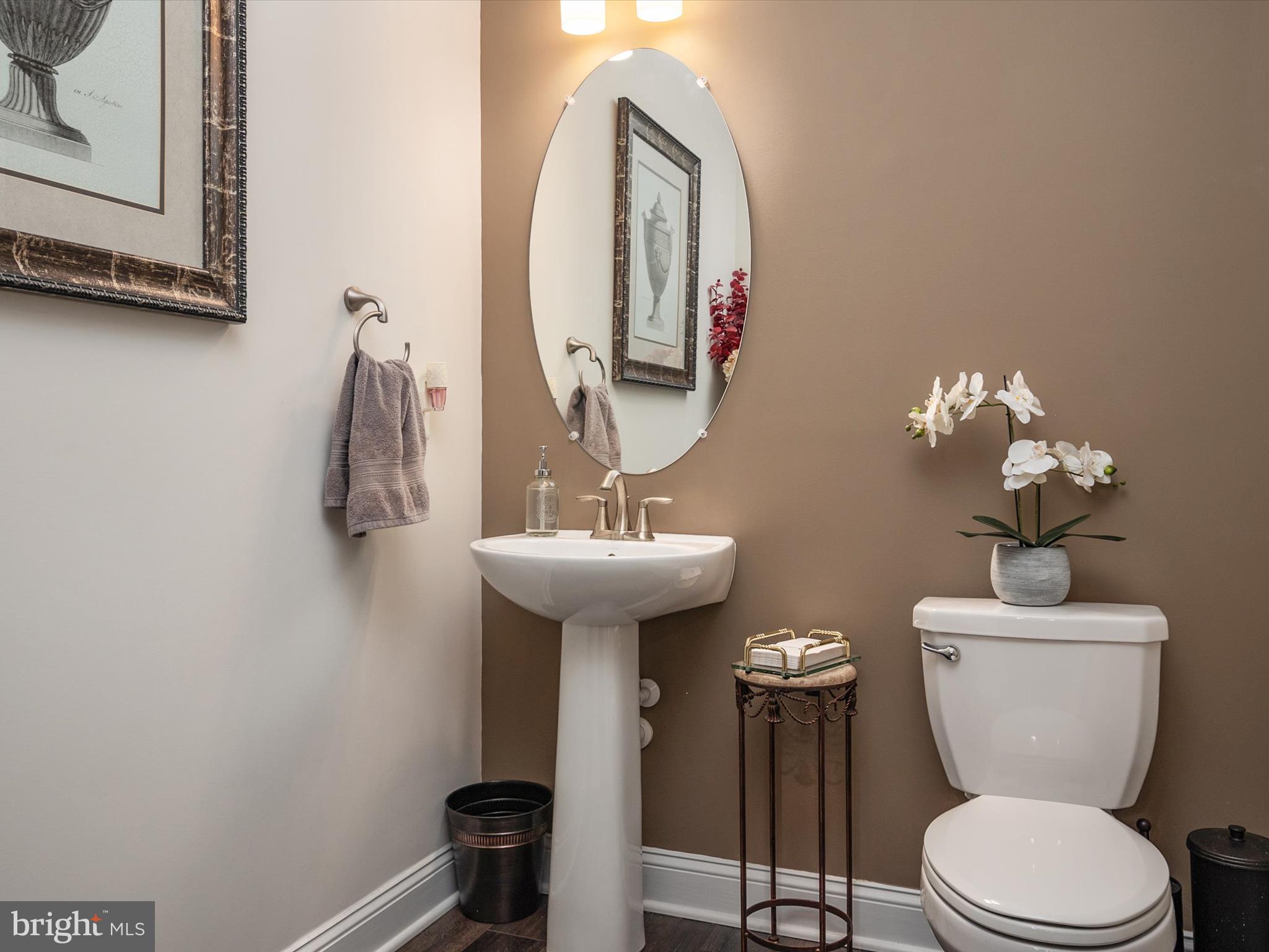 OXFORD SQUARE - Residential