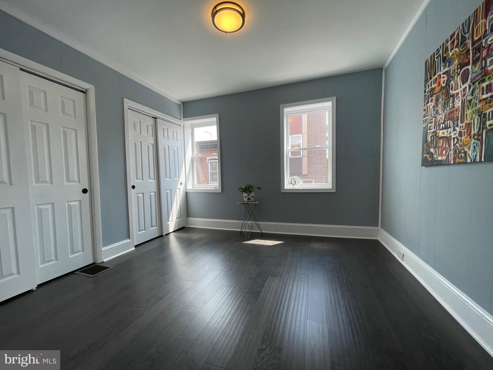 POINT BREEZE - Residential