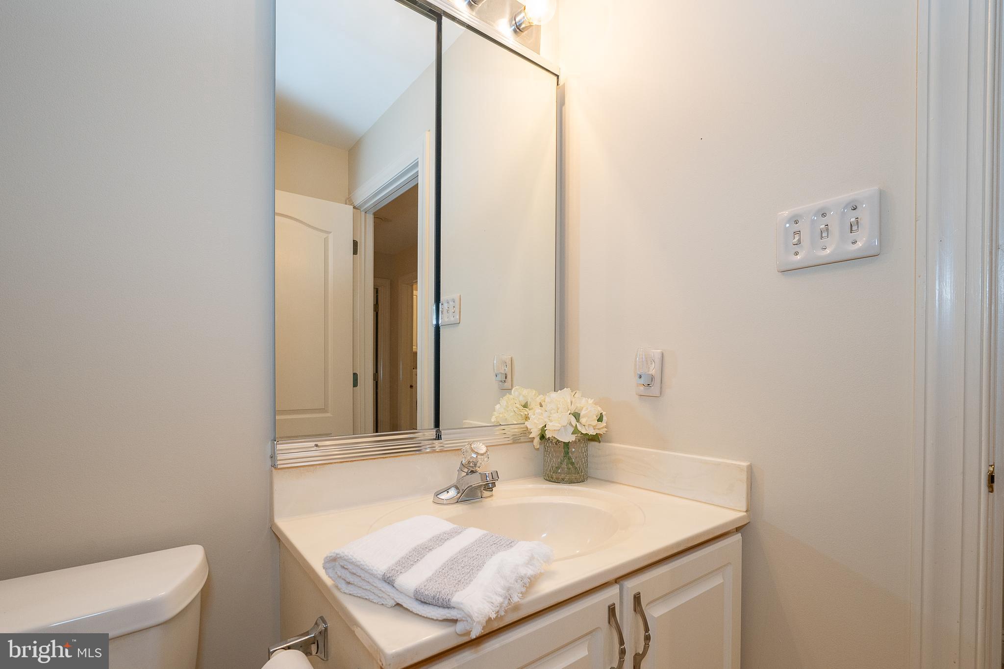 DAYLESFORD LAKE - Residential