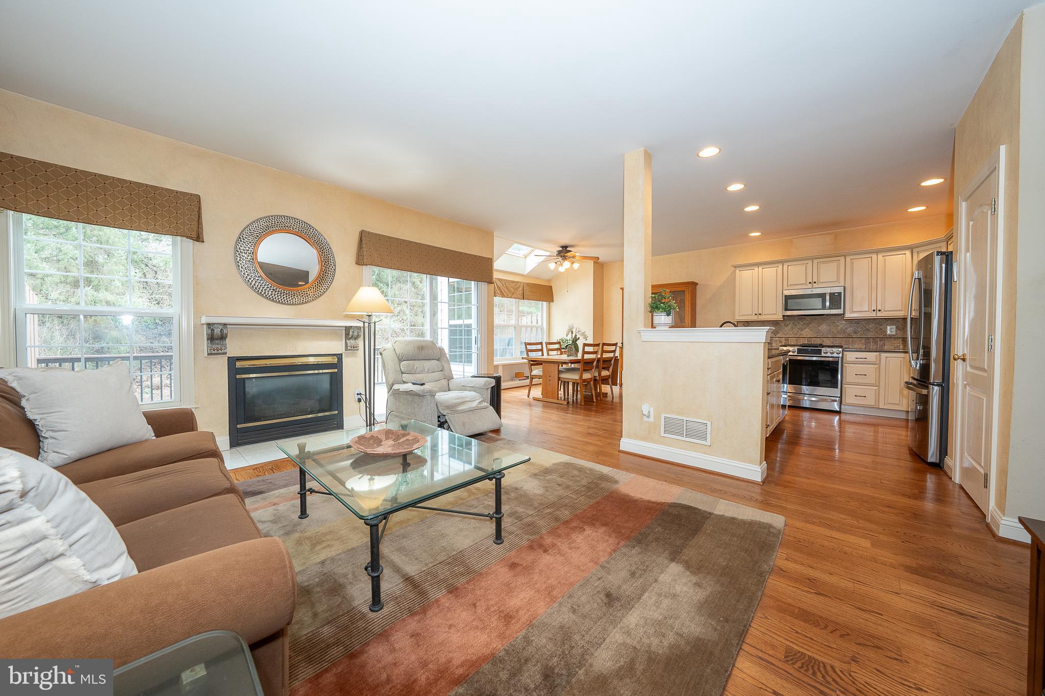 DAYLESFORD LAKE - Residential