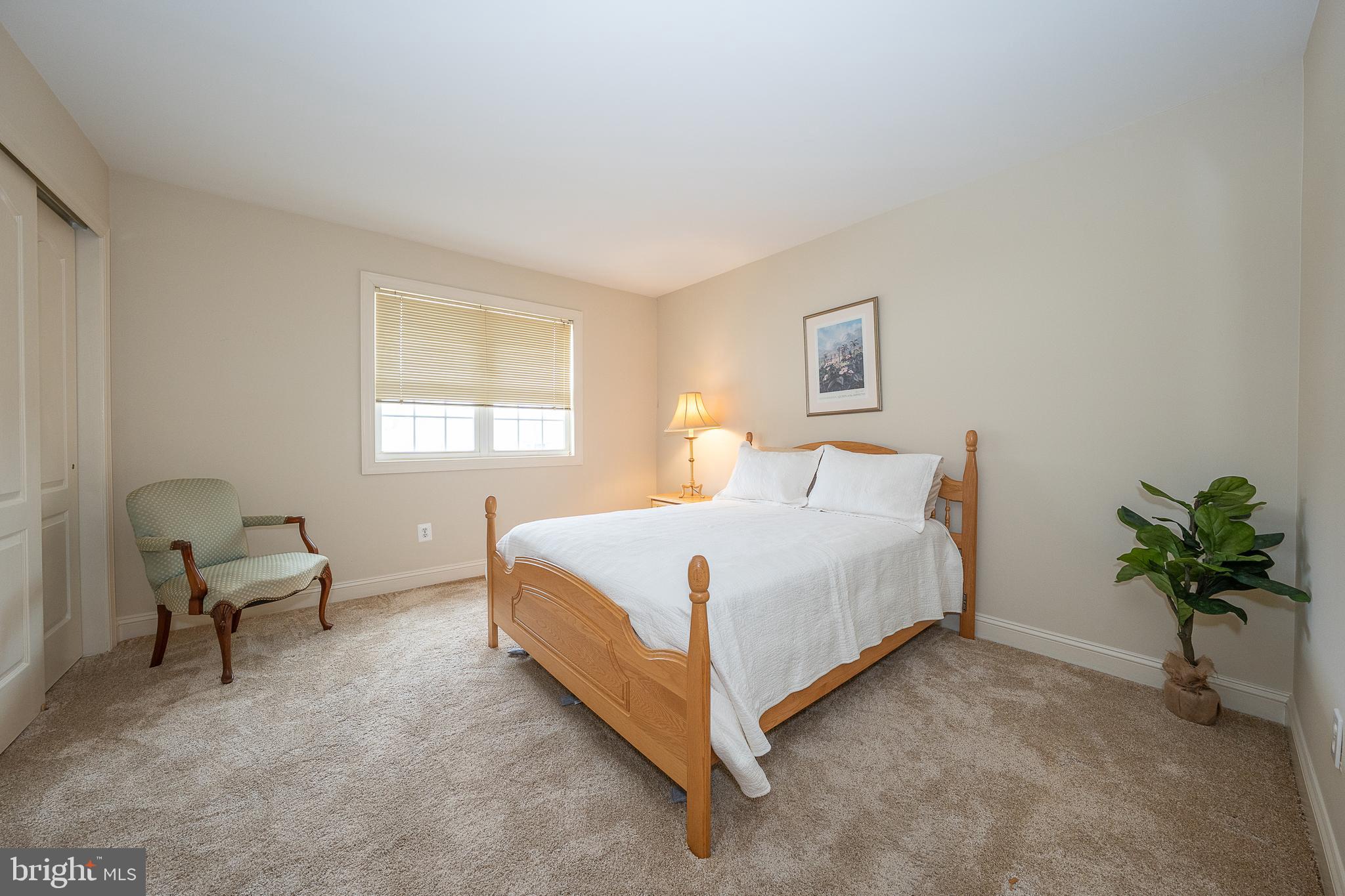 DAYLESFORD LAKE - Residential