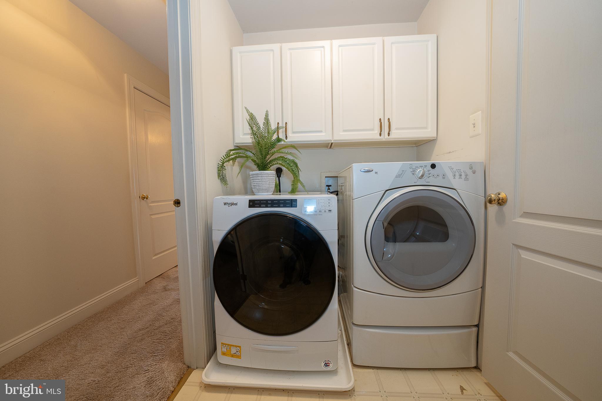 DAYLESFORD LAKE - Residential