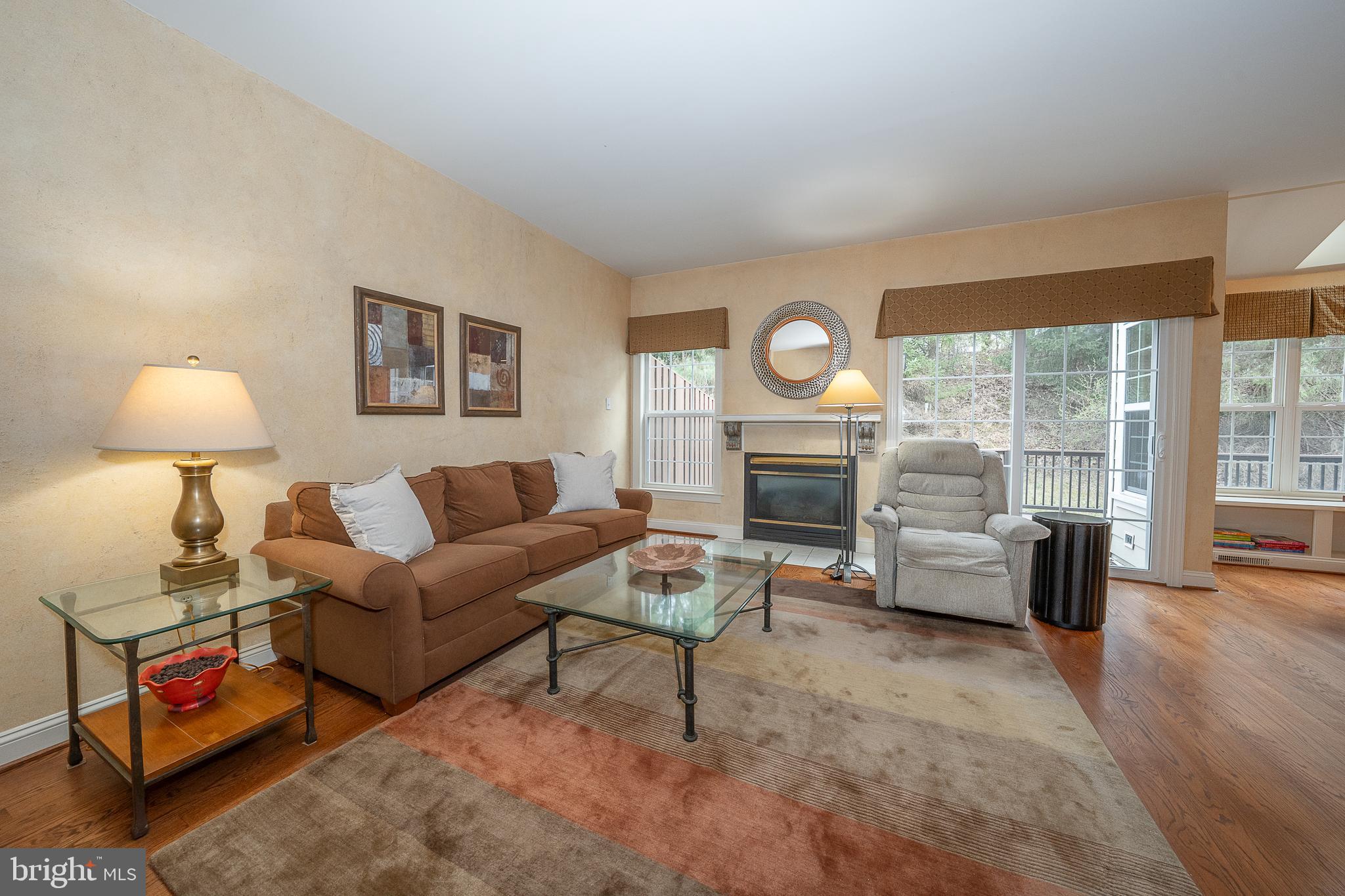 DAYLESFORD LAKE - Residential