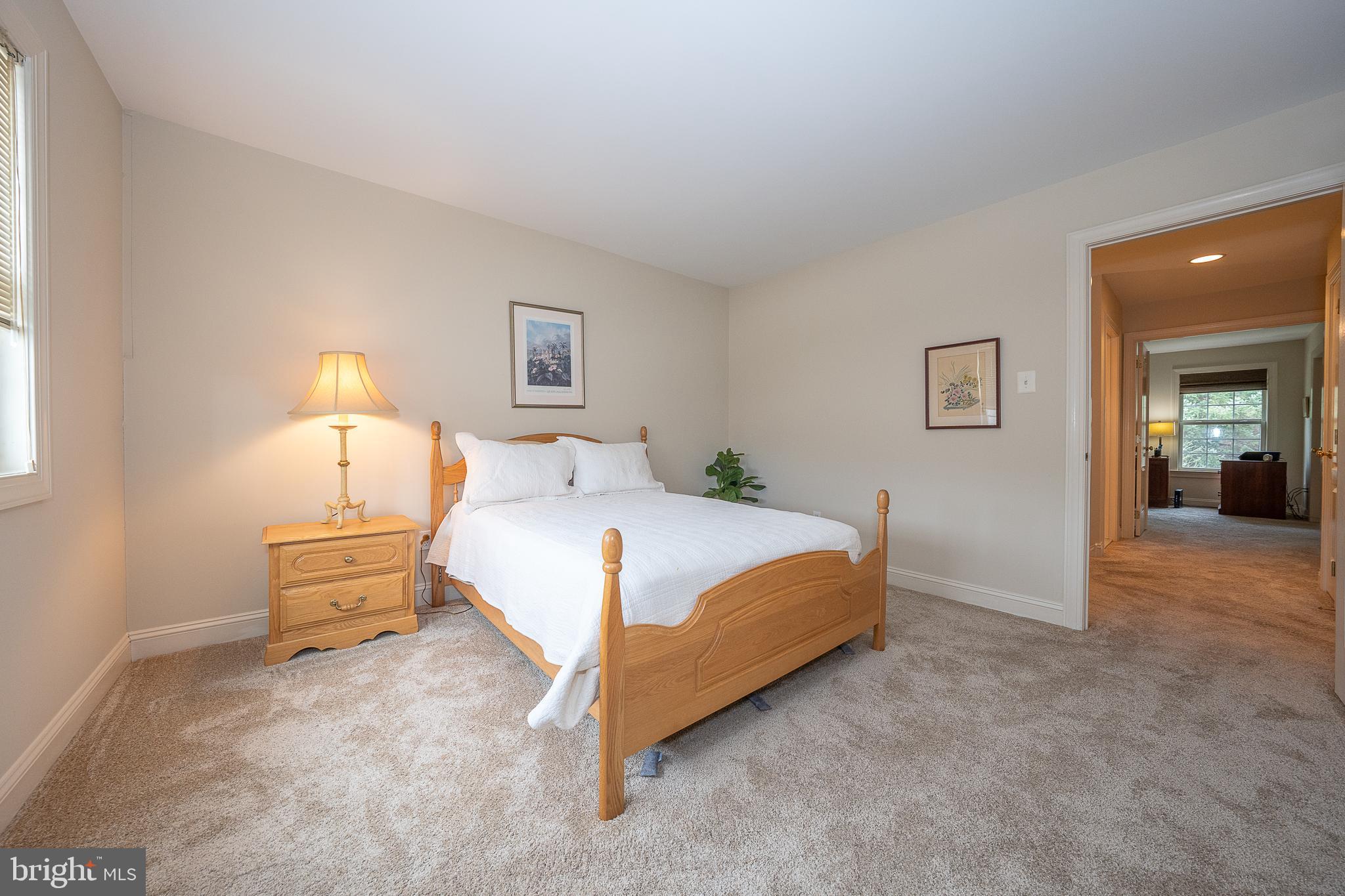 DAYLESFORD LAKE - Residential