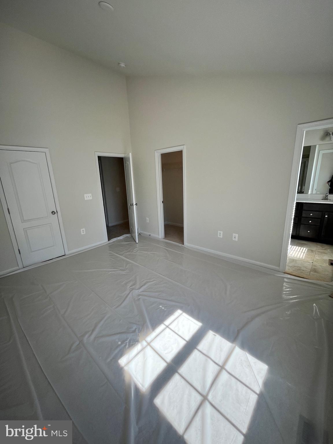 REGENCY CROSSING - Residential