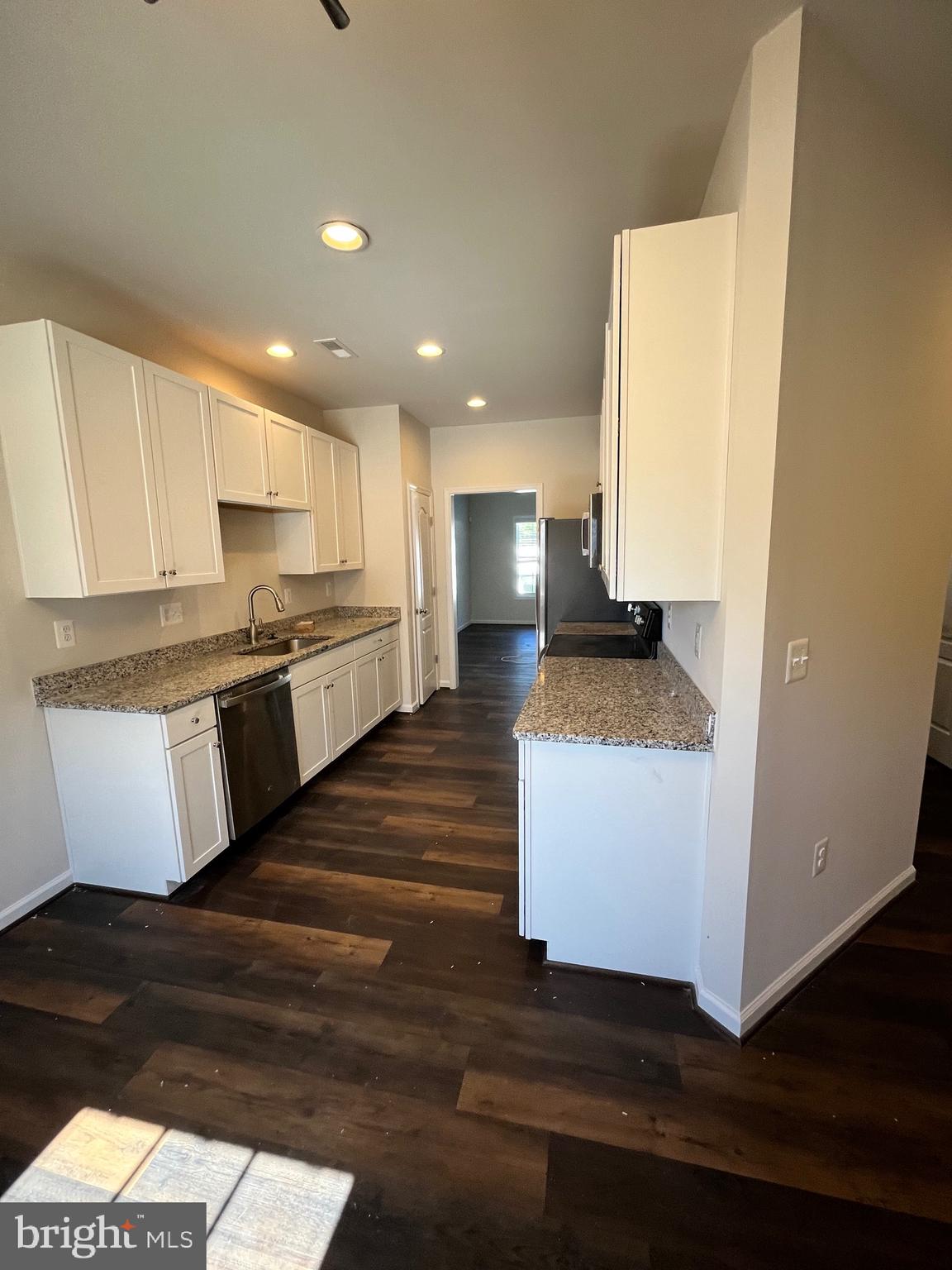 REGENCY CROSSING - Residential