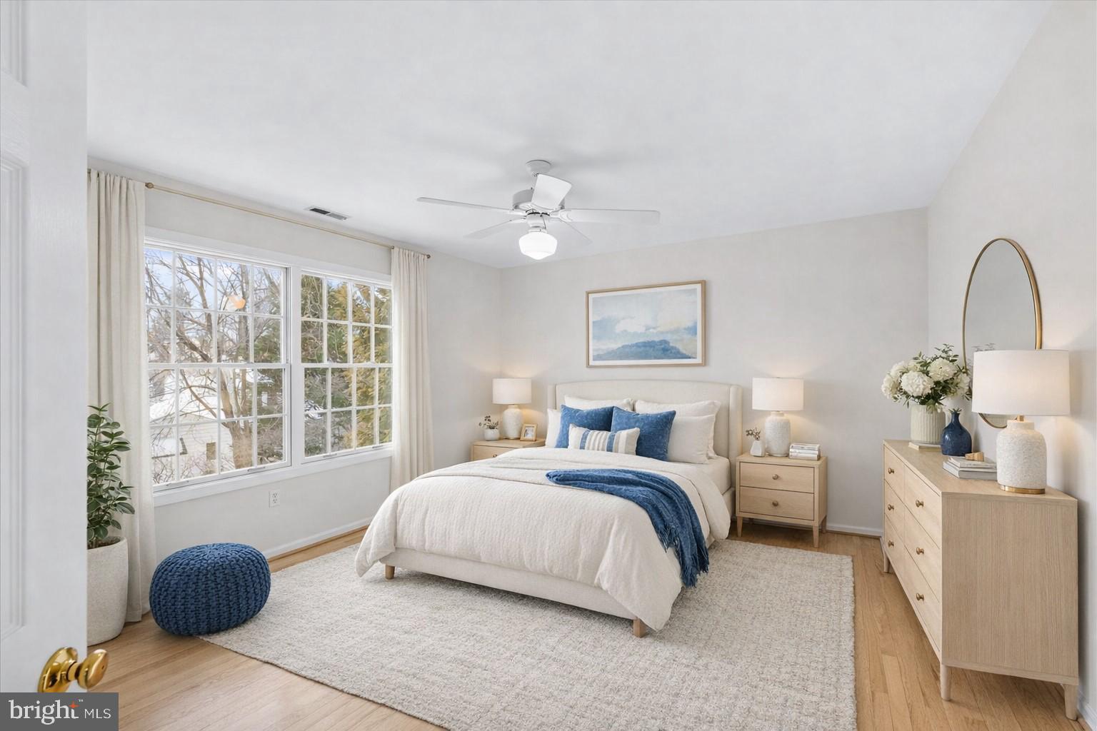 ENGLISH VILLAGE - Residential