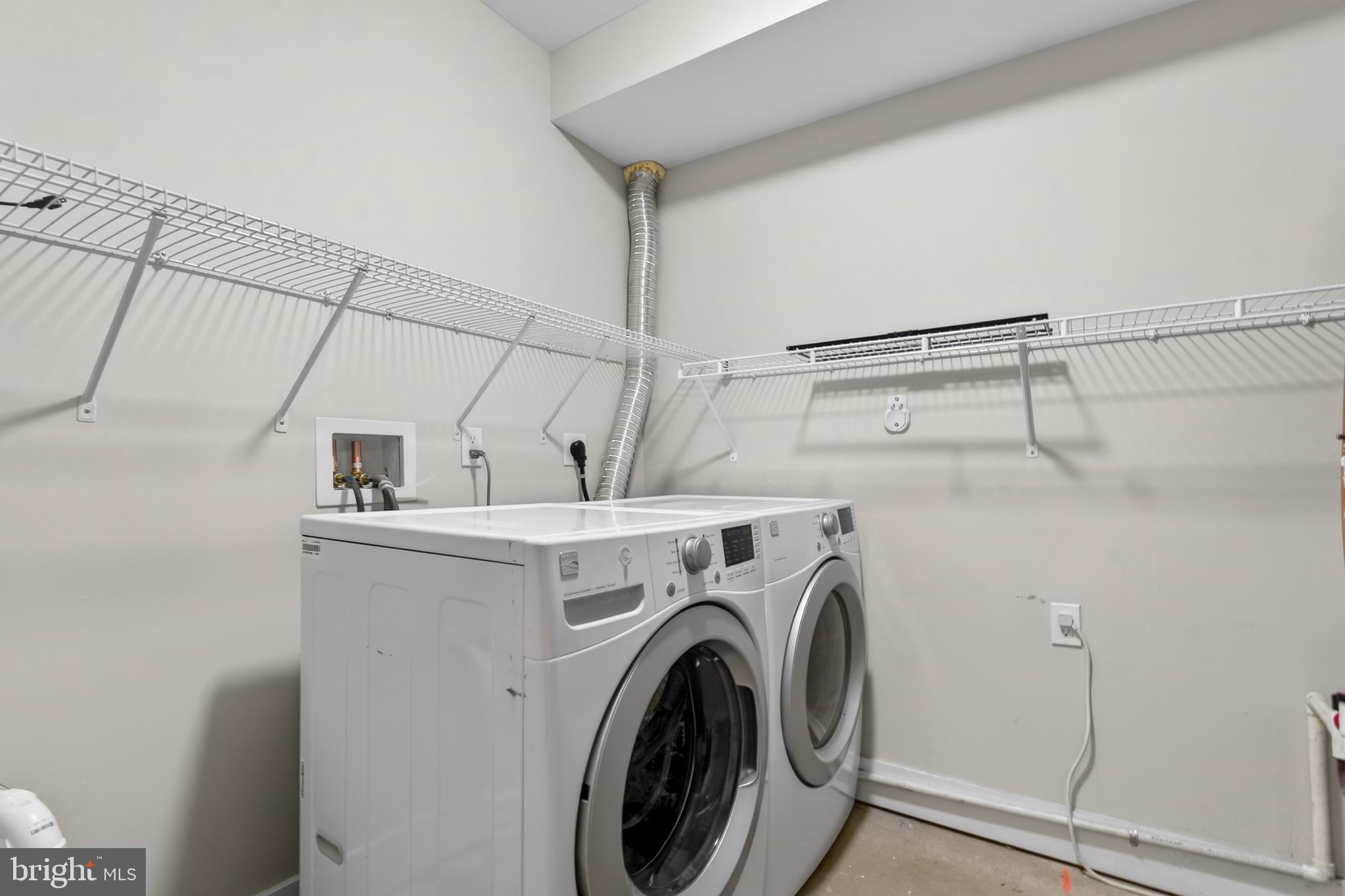 BELLA VISTA - Residential