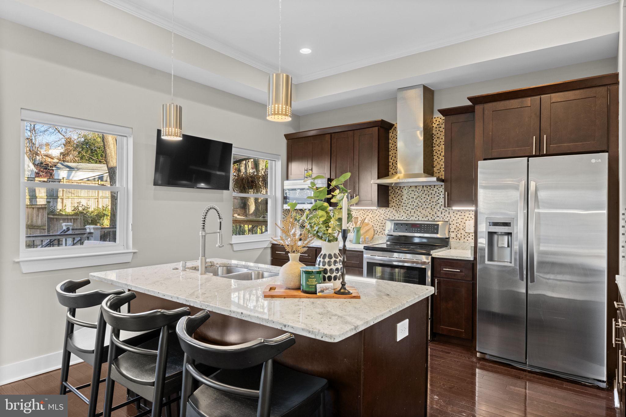 BELLA VISTA - Residential