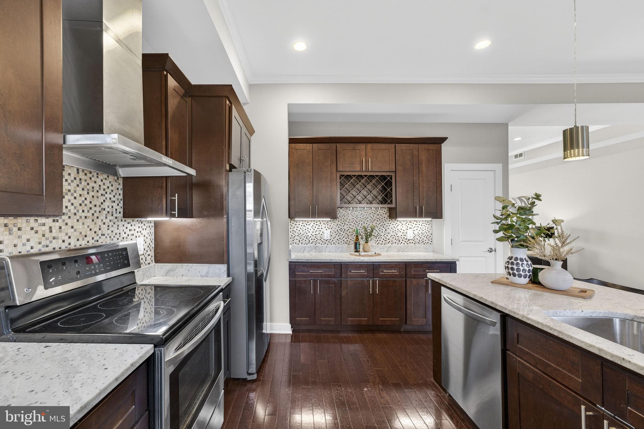 BELLA VISTA - Residential