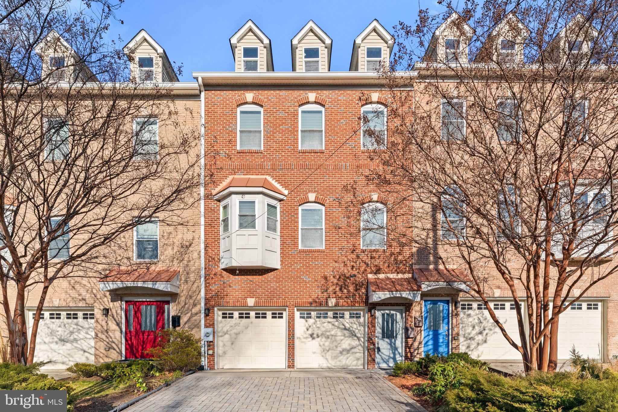 BELLA VISTA - Residential