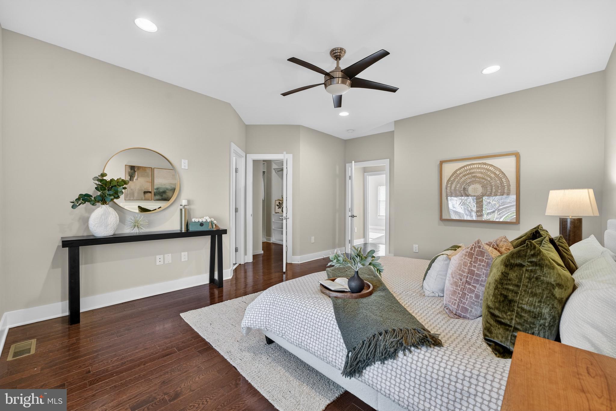 BELLA VISTA - Residential