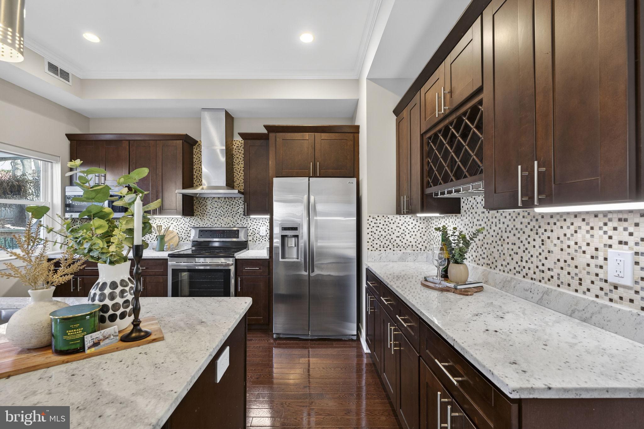 BELLA VISTA - Residential