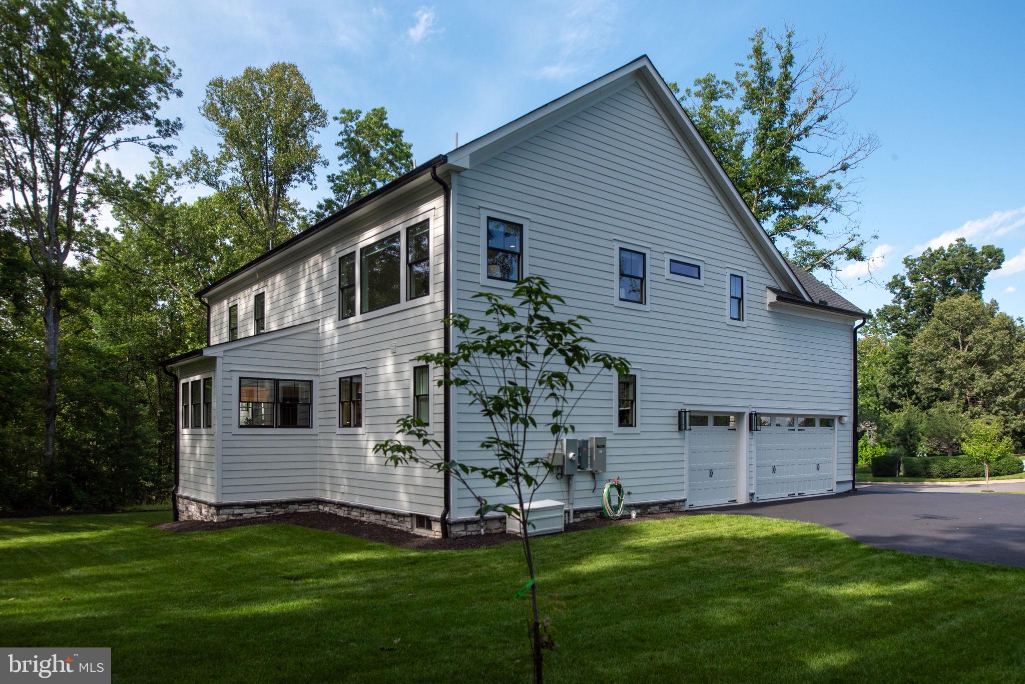 FAWN LAKE - Residential