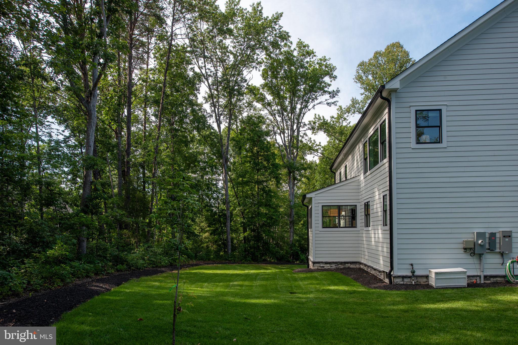 FAWN LAKE - Residential