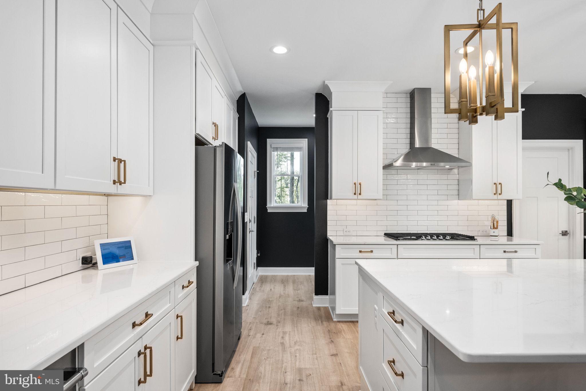 FAWN LAKE - Residential