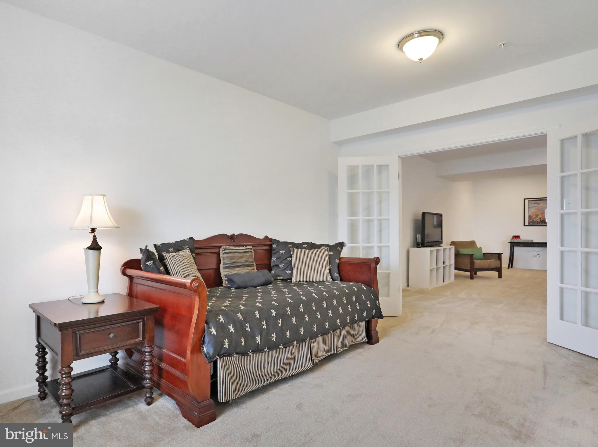 TUSCARORA CREEK - Residential