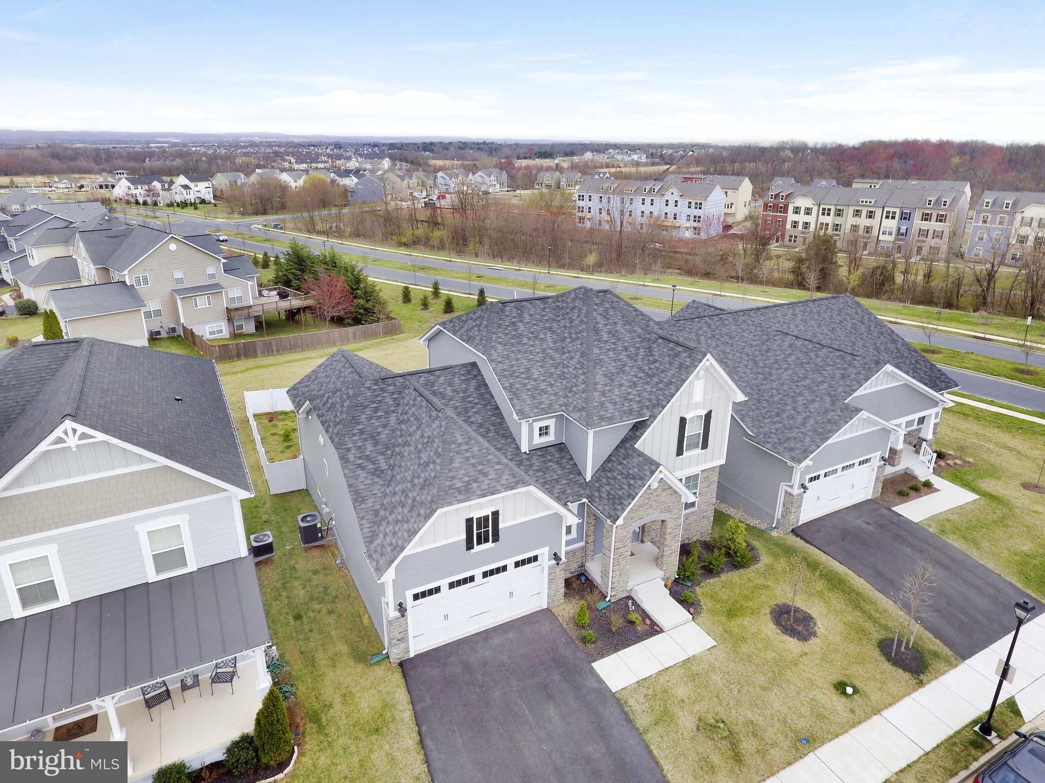 TUSCARORA CREEK - Residential