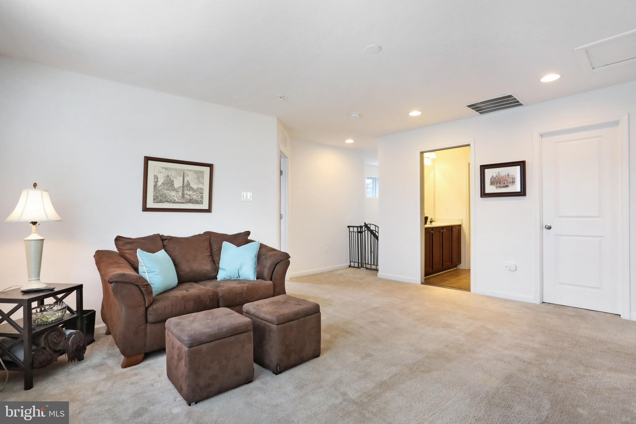 TUSCARORA CREEK - Residential