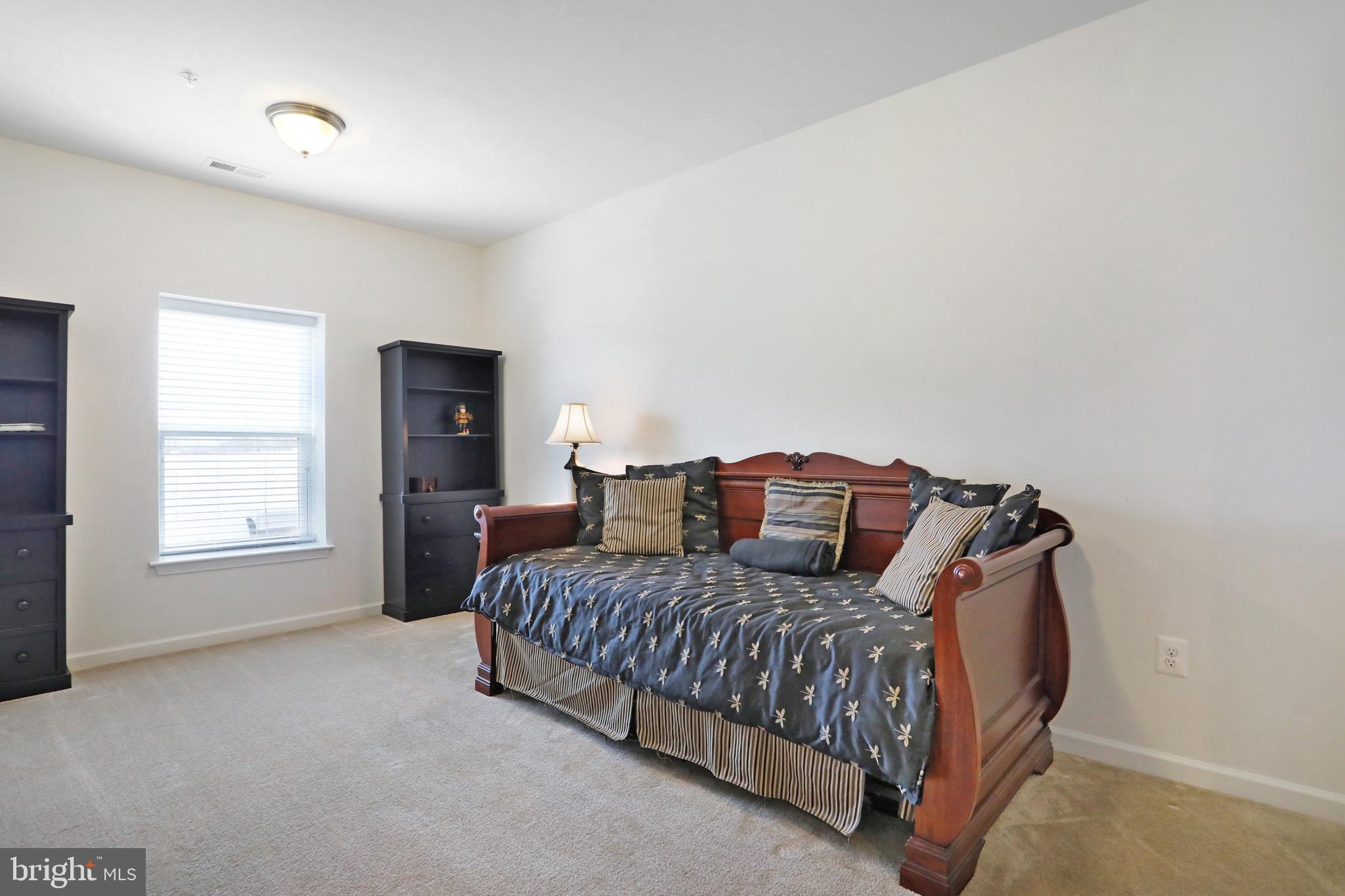 TUSCARORA CREEK - Residential