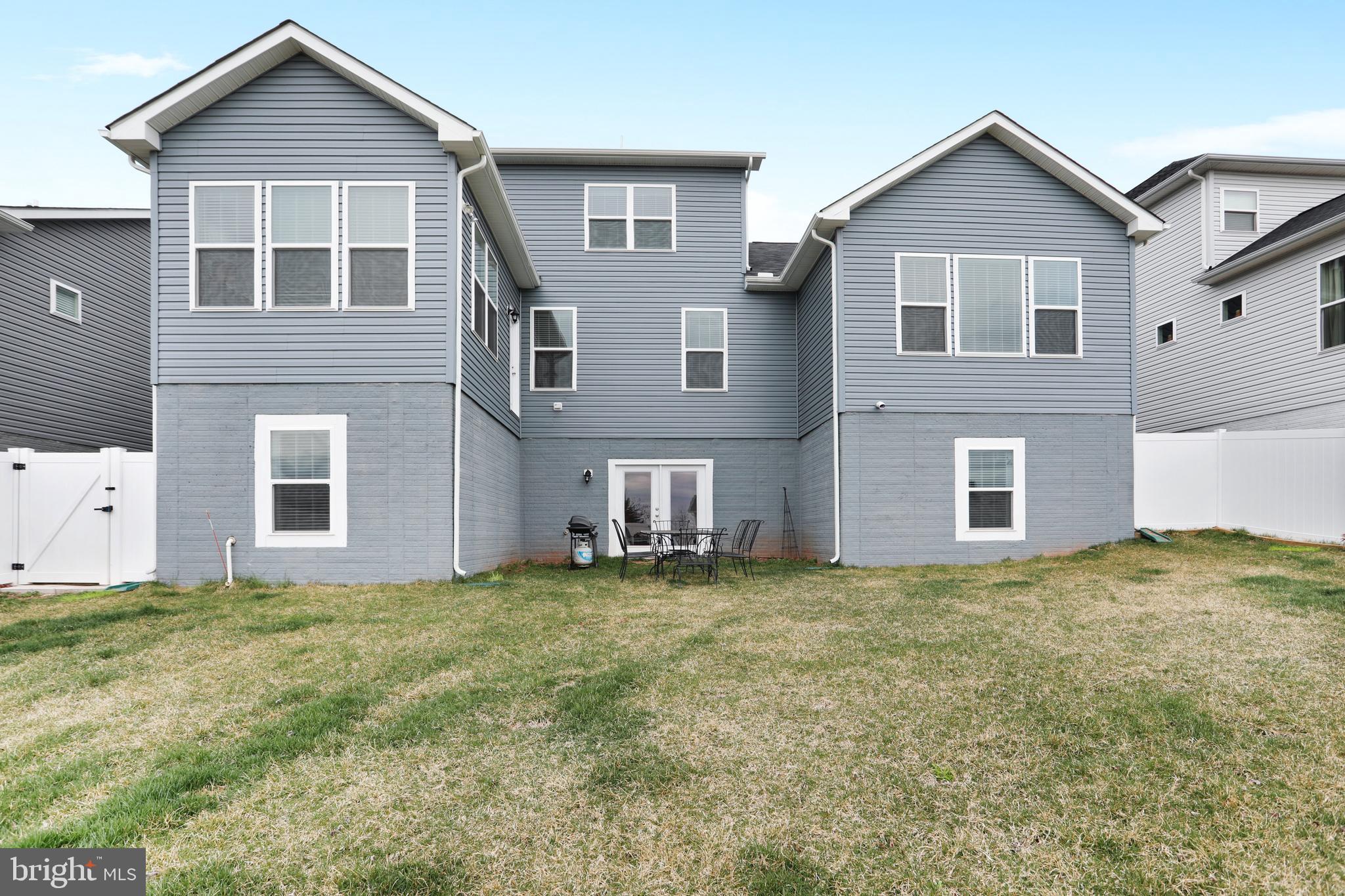 TUSCARORA CREEK - Residential