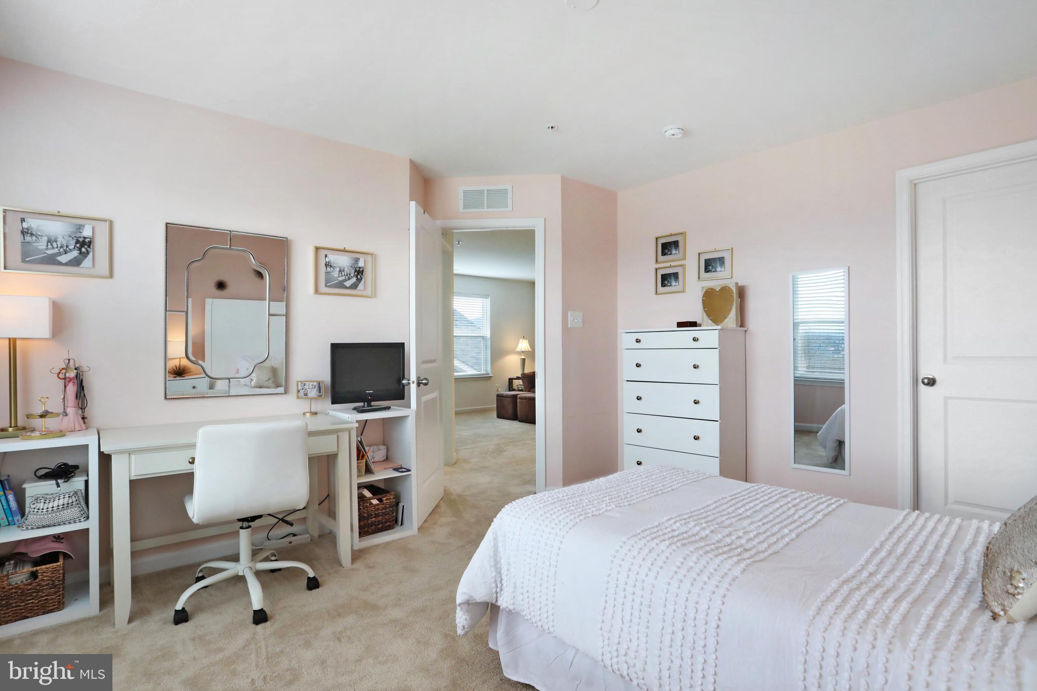 TUSCARORA CREEK - Residential