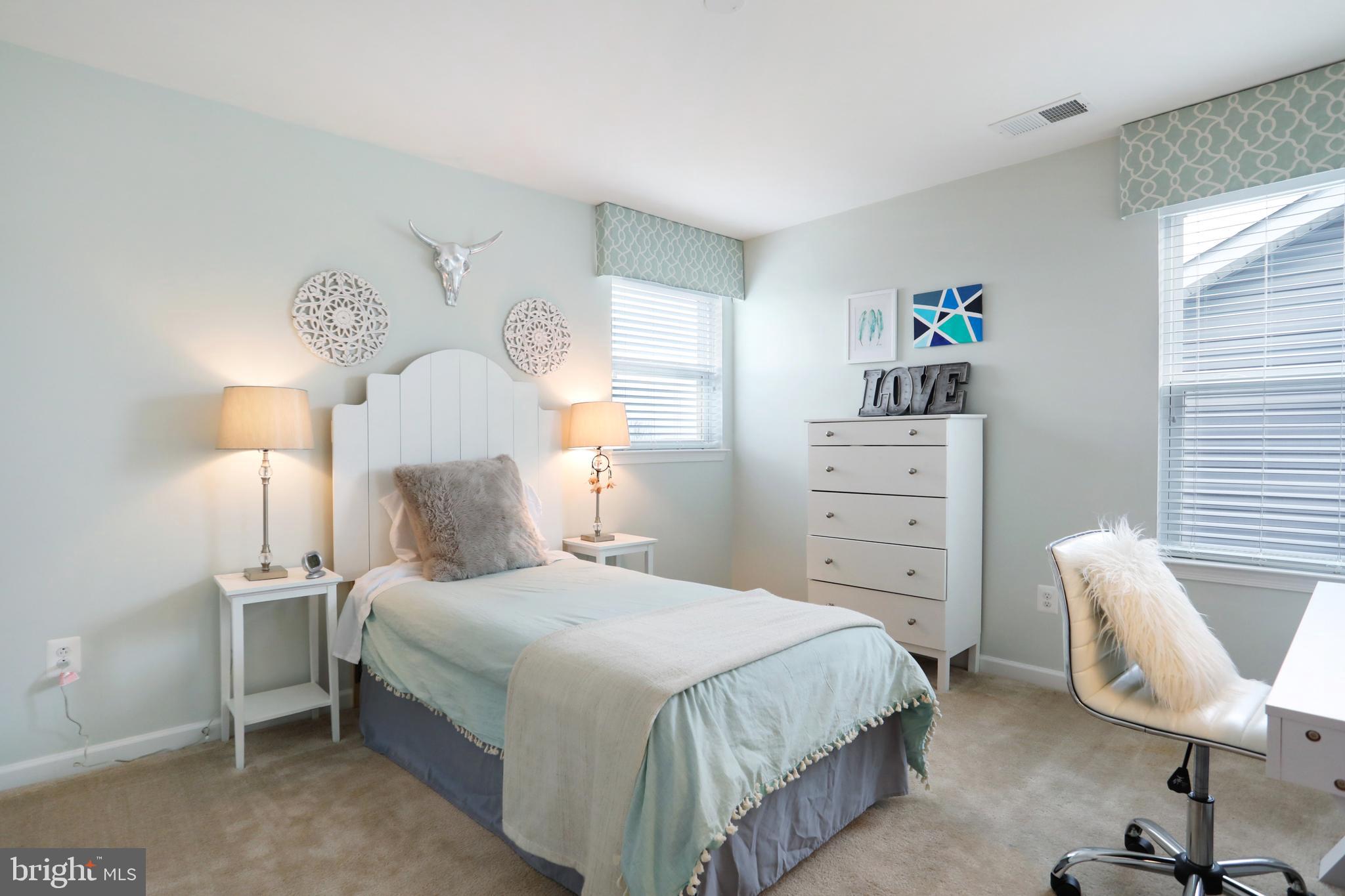 TUSCARORA CREEK - Residential