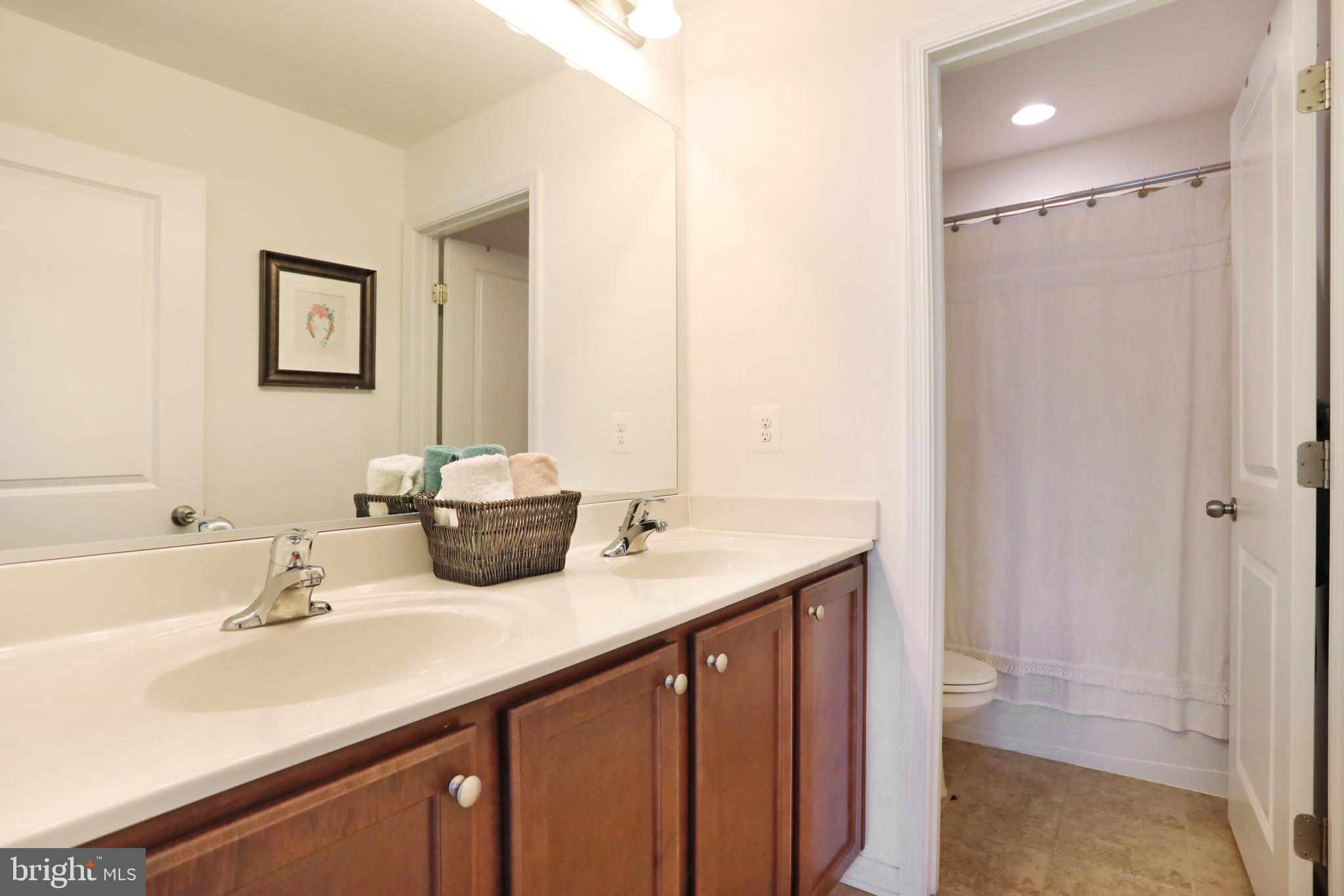 TUSCARORA CREEK - Residential