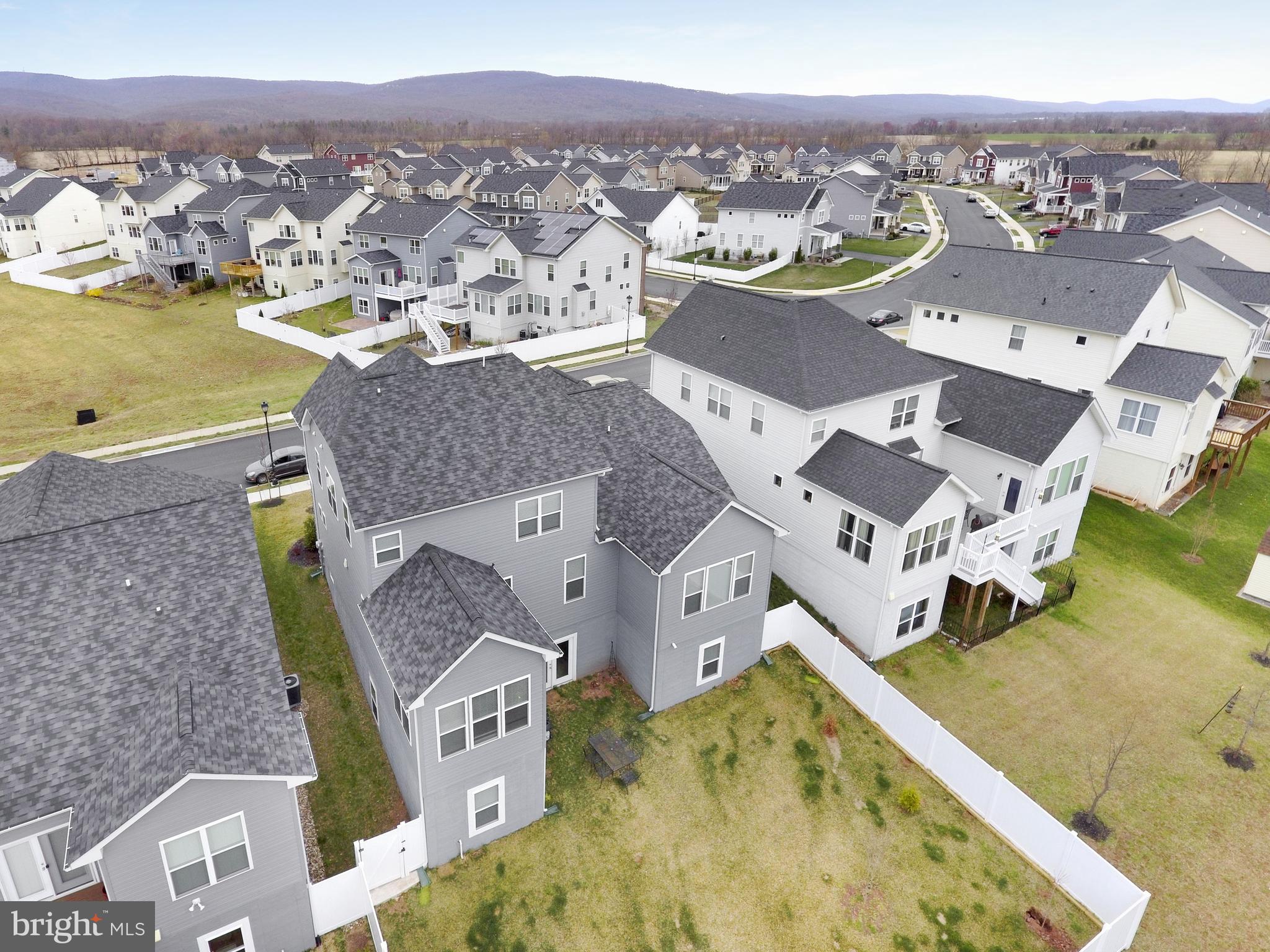 TUSCARORA CREEK - Residential