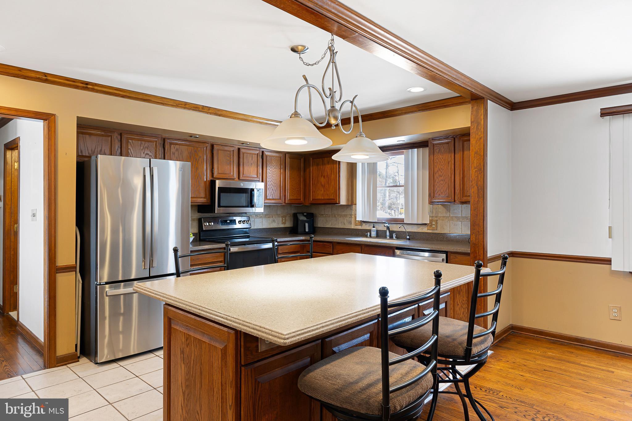 HICKORY WOODS - Residential