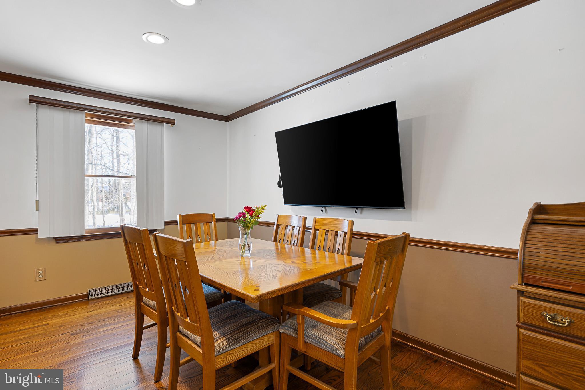 HICKORY WOODS - Residential