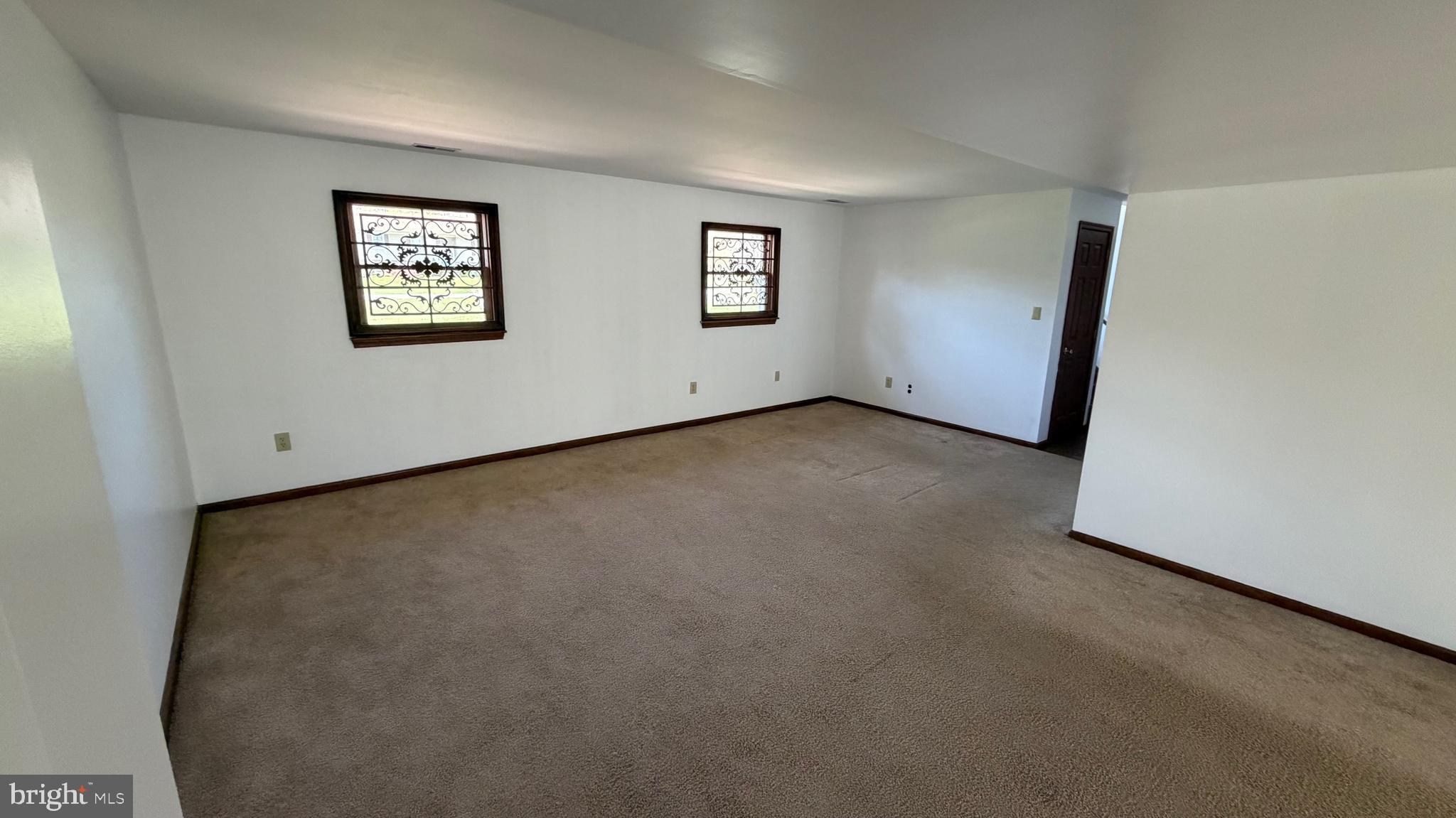 HICKORY WOODS - Residential