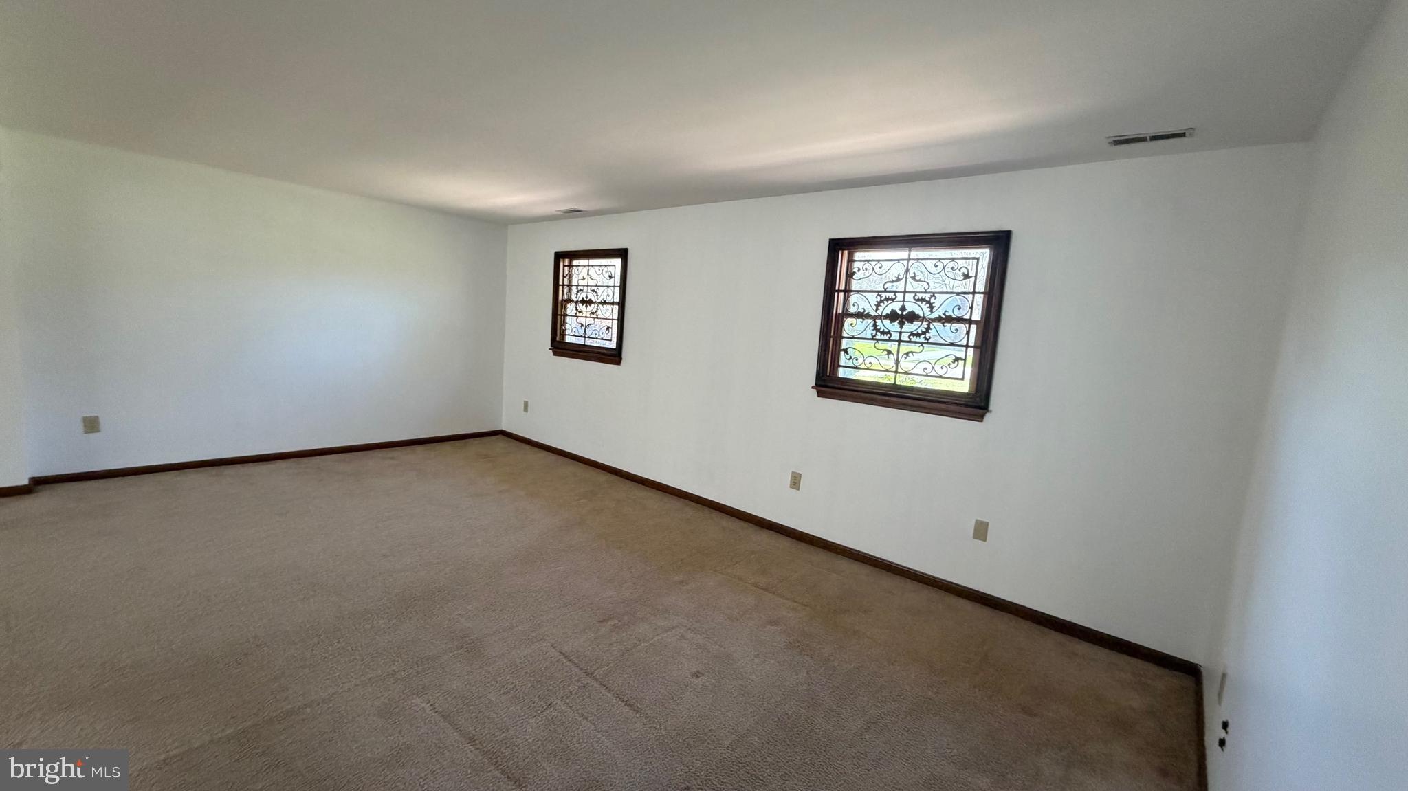 HICKORY WOODS - Residential