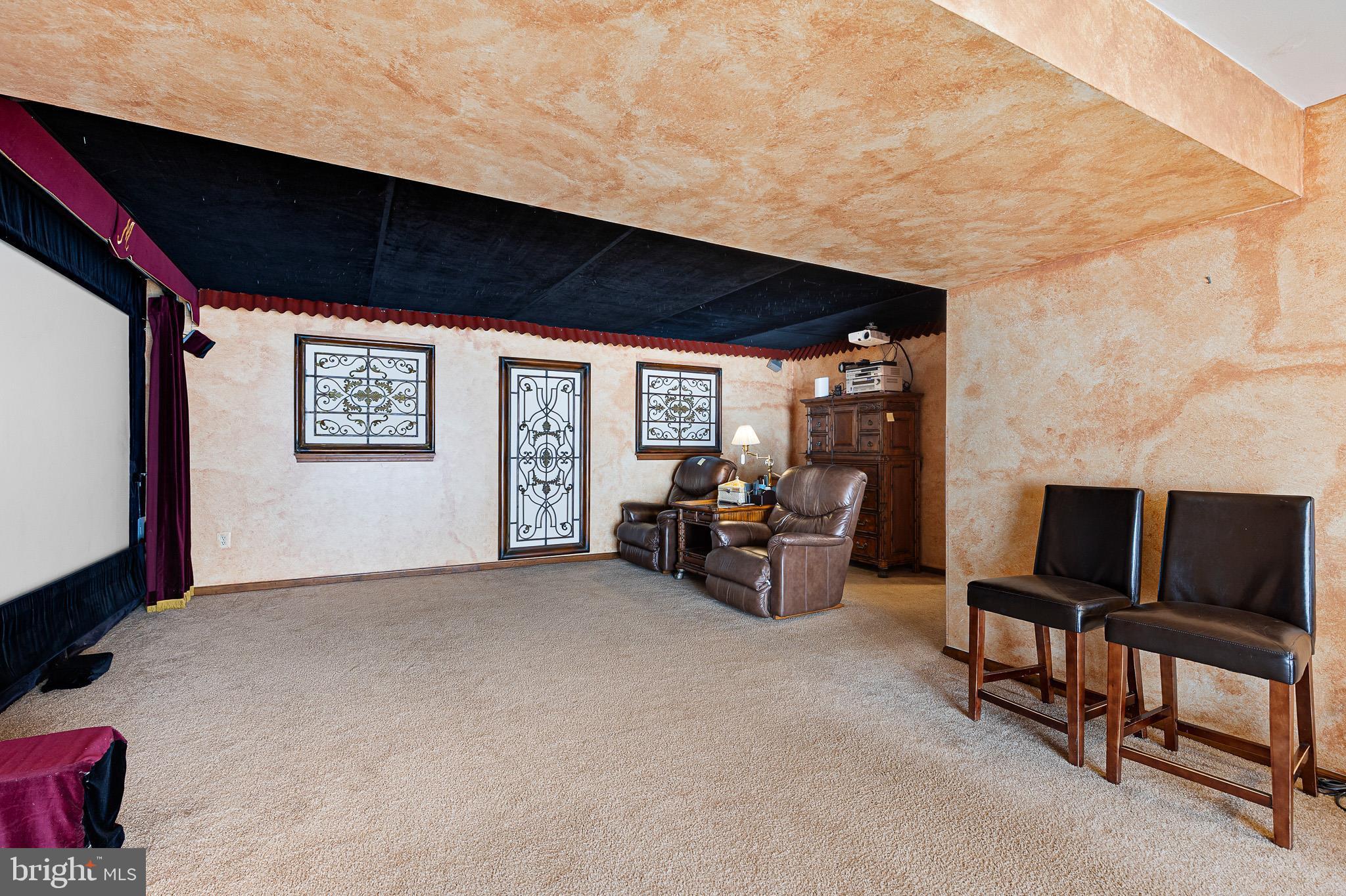 HICKORY WOODS - Residential