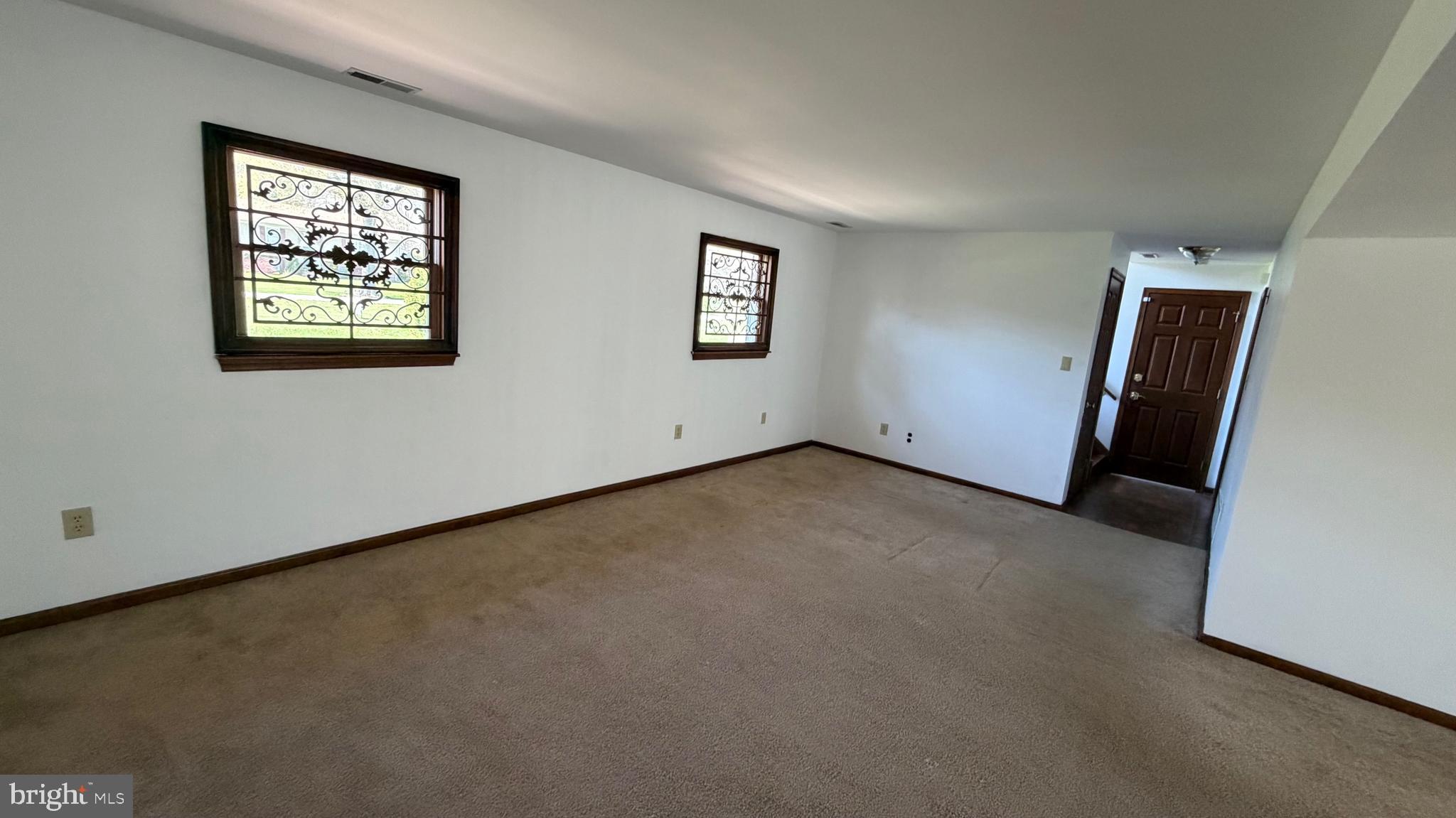 HICKORY WOODS - Residential