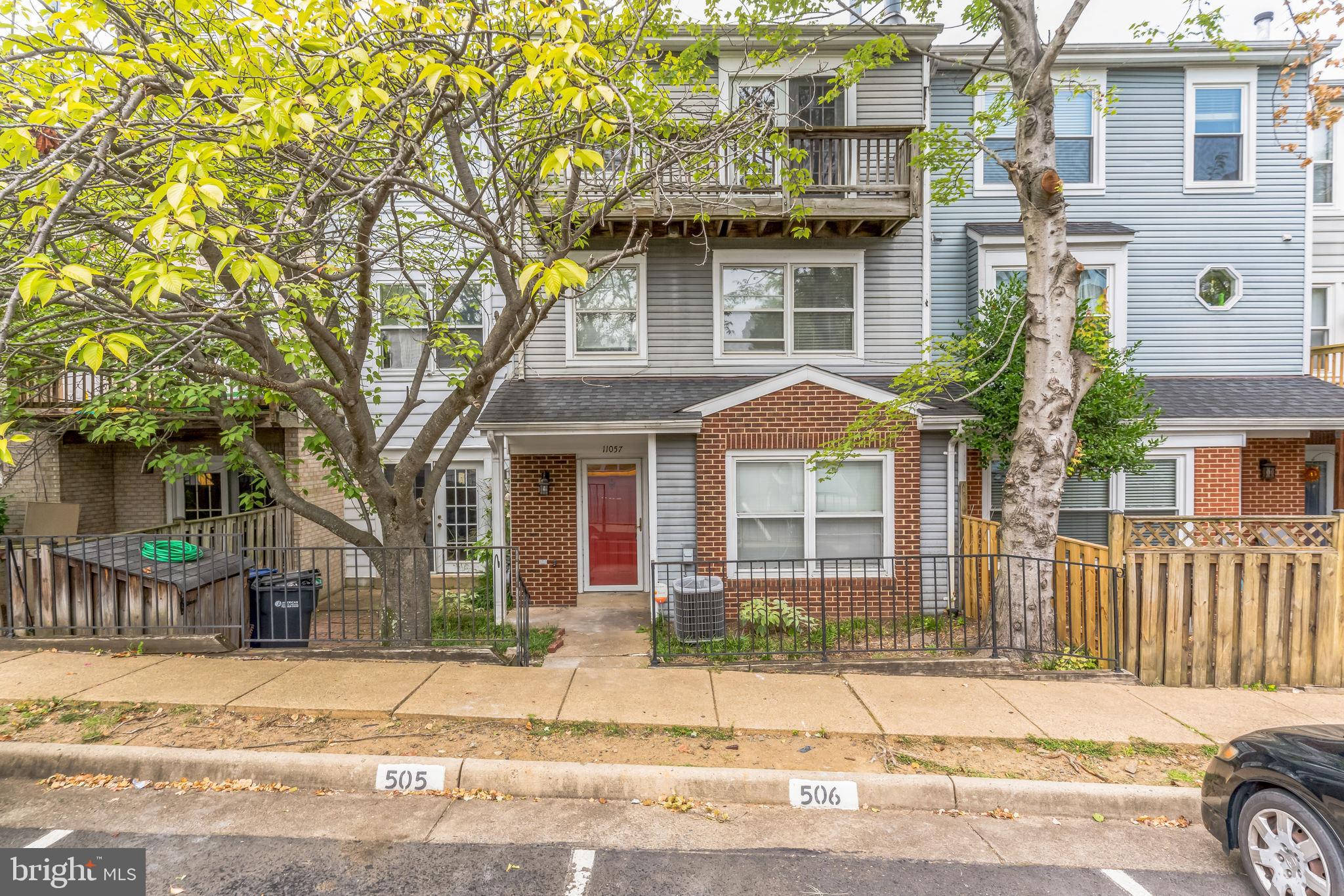 JACKSONS RIDGE CONDOS - Residential Lease