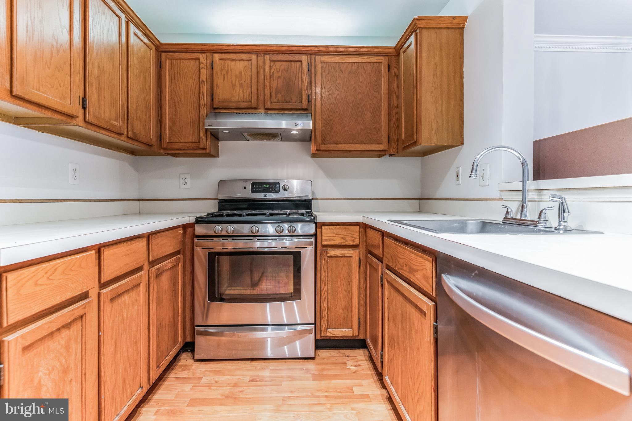 JACKSONS RIDGE CONDOS - Residential Lease