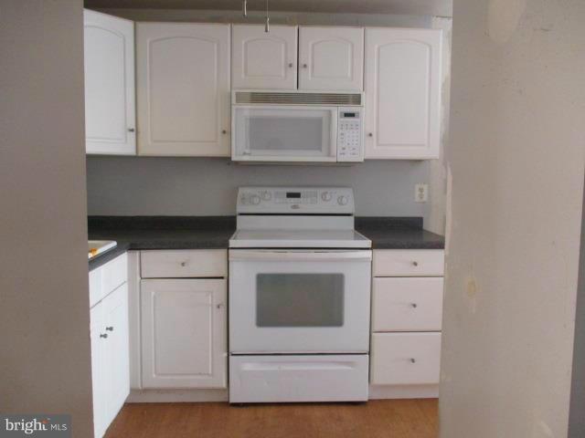 SHANNON SQUARE - Residential